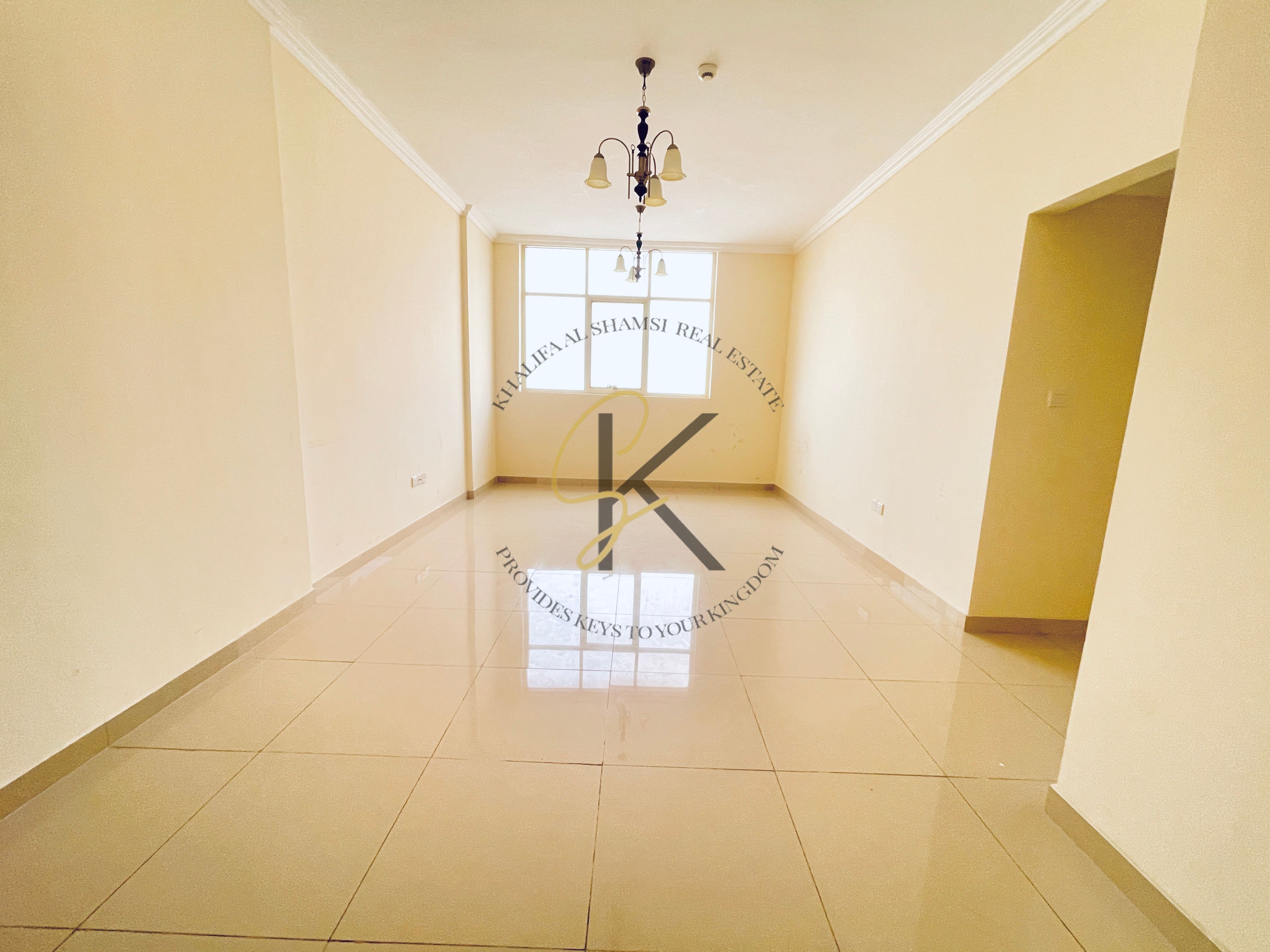 Amazing 3bedroom apartment with 3washroom with with wardrobe with parking