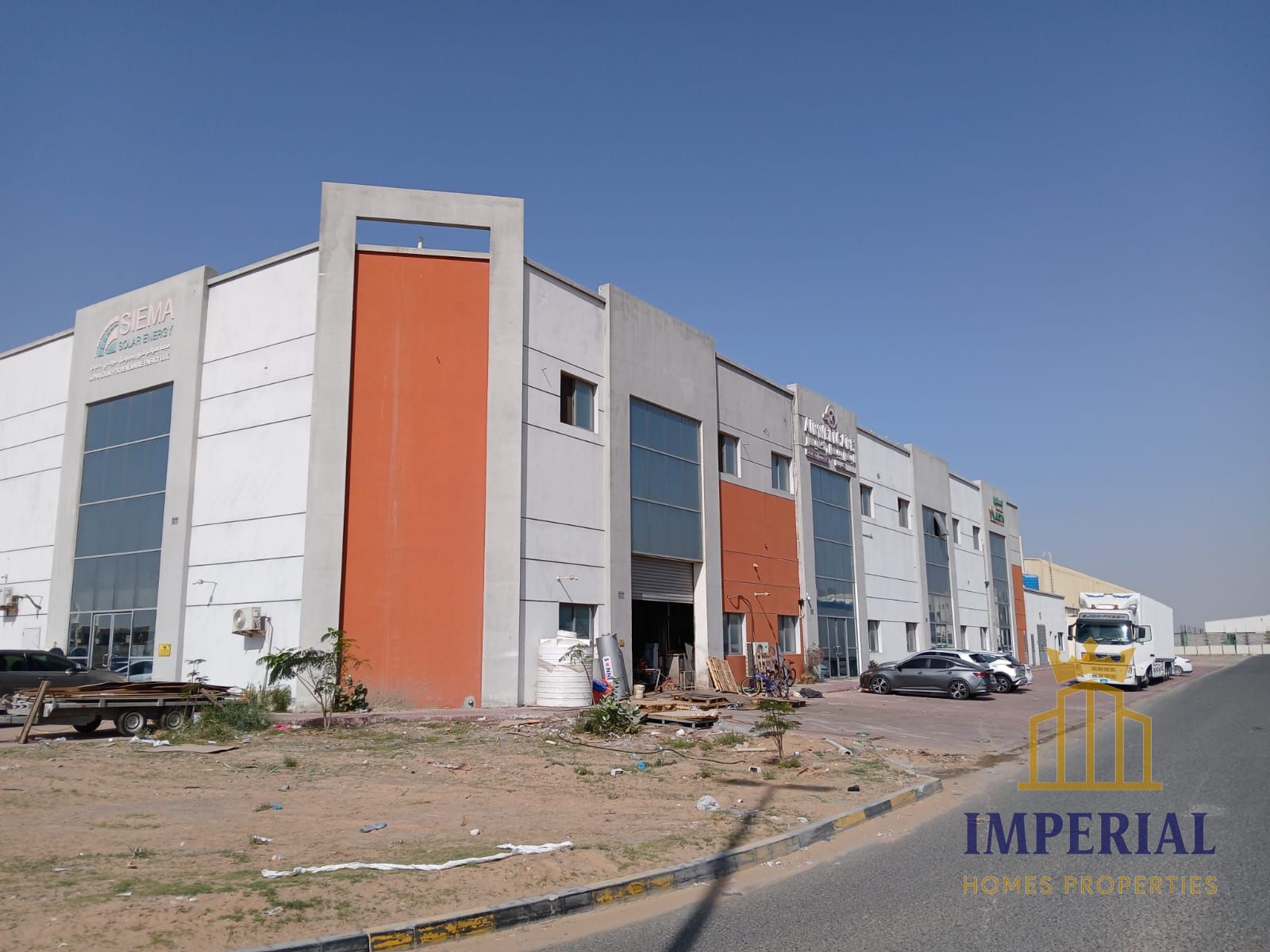 Industrial building, 99-year ownership, in Umm Al Thu'ub