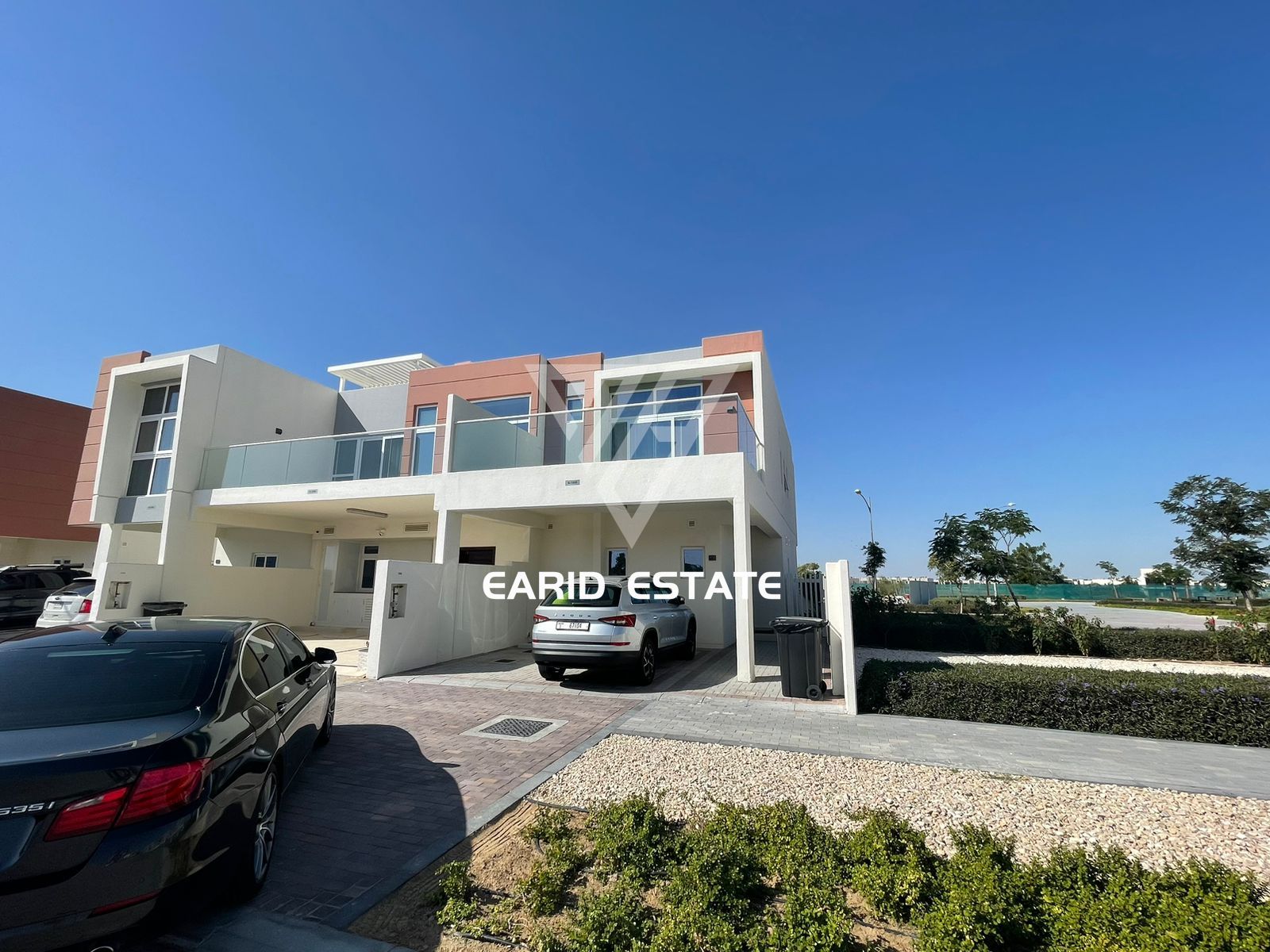 Fully Furnished | Single Row | End corner unit