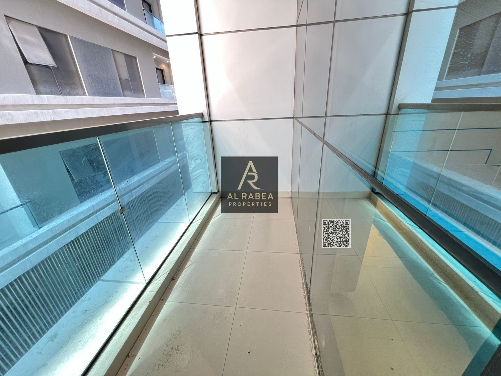 One-Bedroom Apartment in Gulf Towers with Gym, Pool, and Parking
