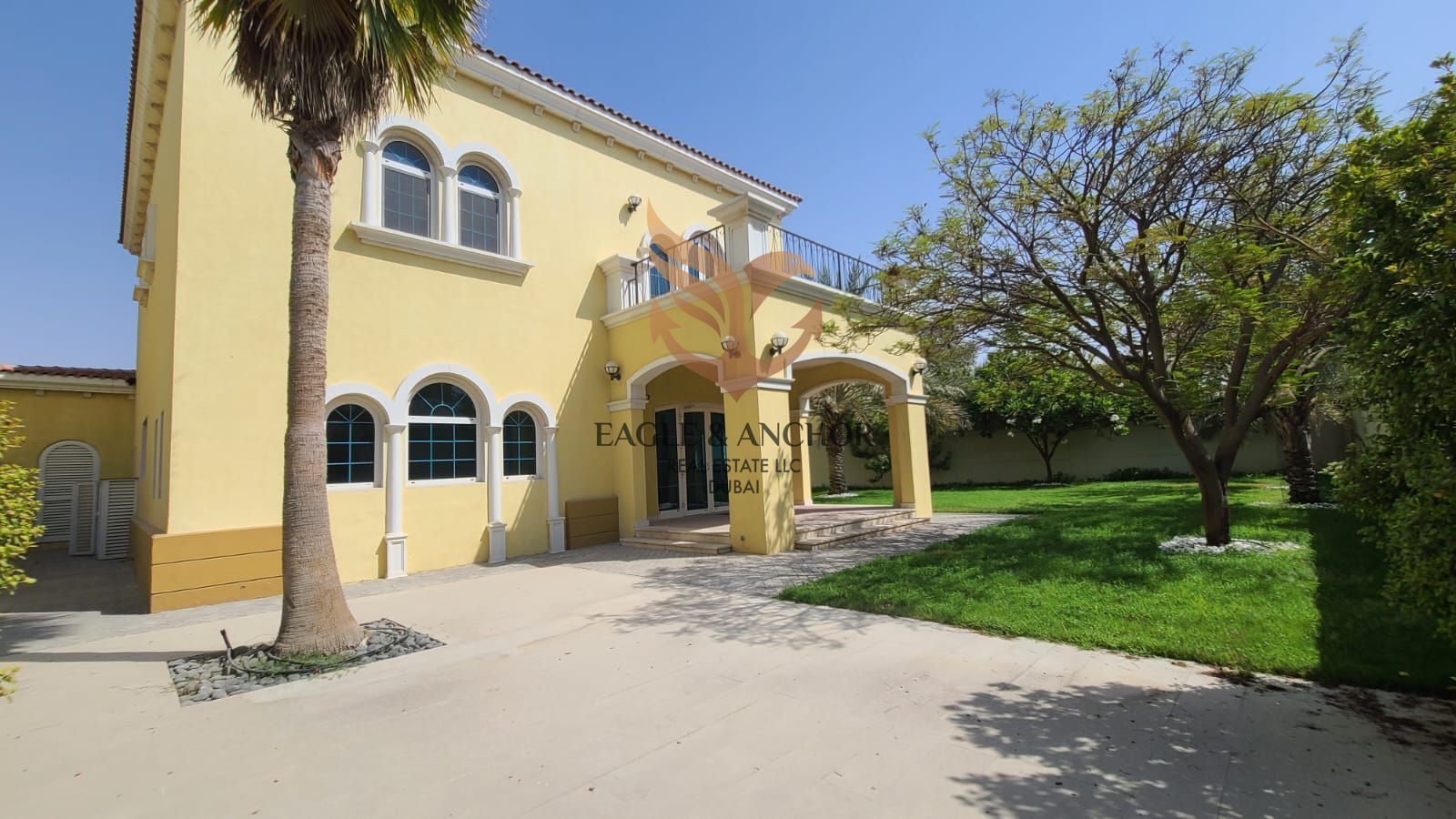 BIG SIZE 3 BEDROOM + MAIDS | LANDSCAPED GARDEN | WELL MAINTAINED