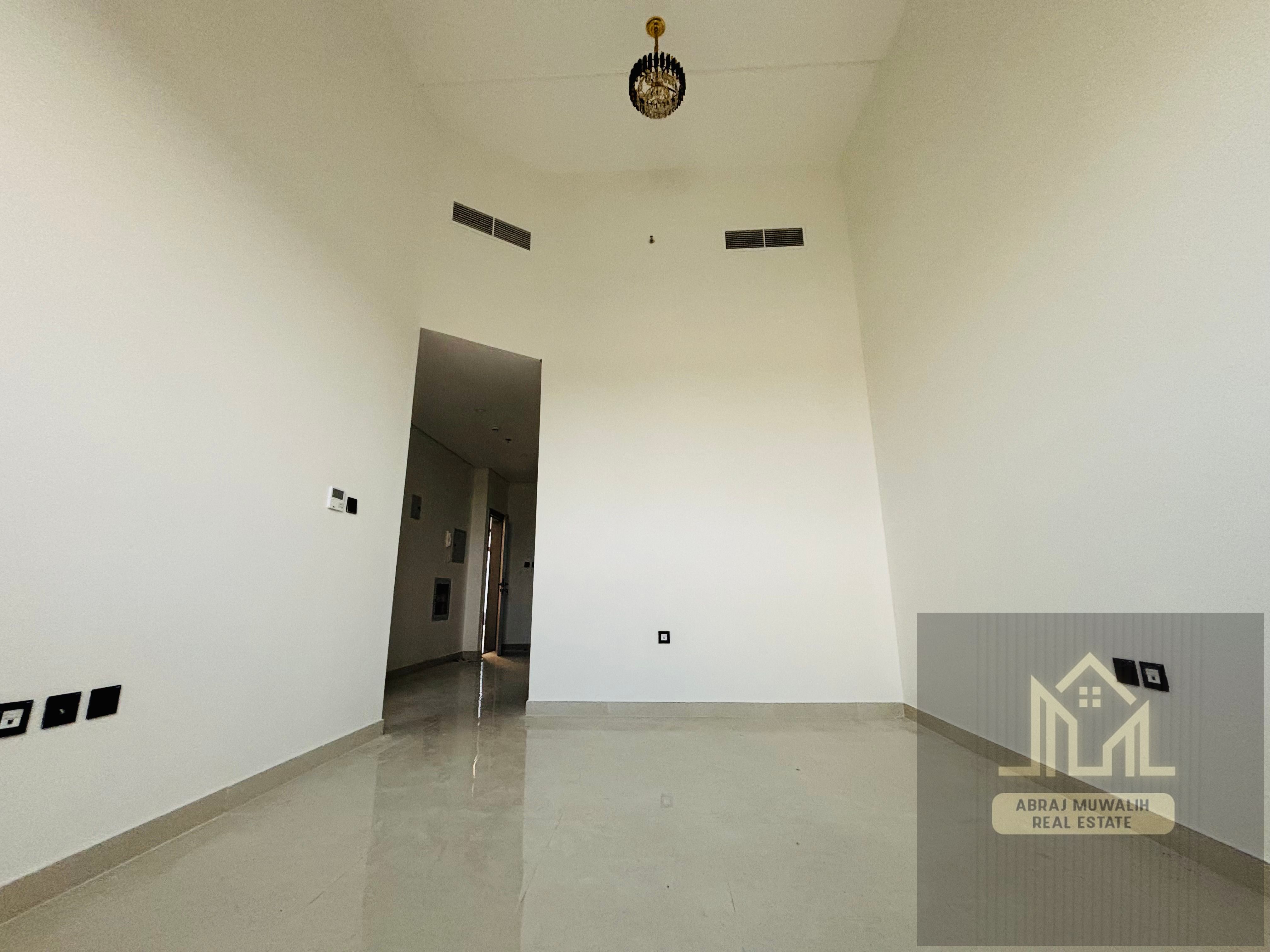 Hot Offer 1Bhk Brand new Building 2 washroom in Sarab community in just 40K yearly
