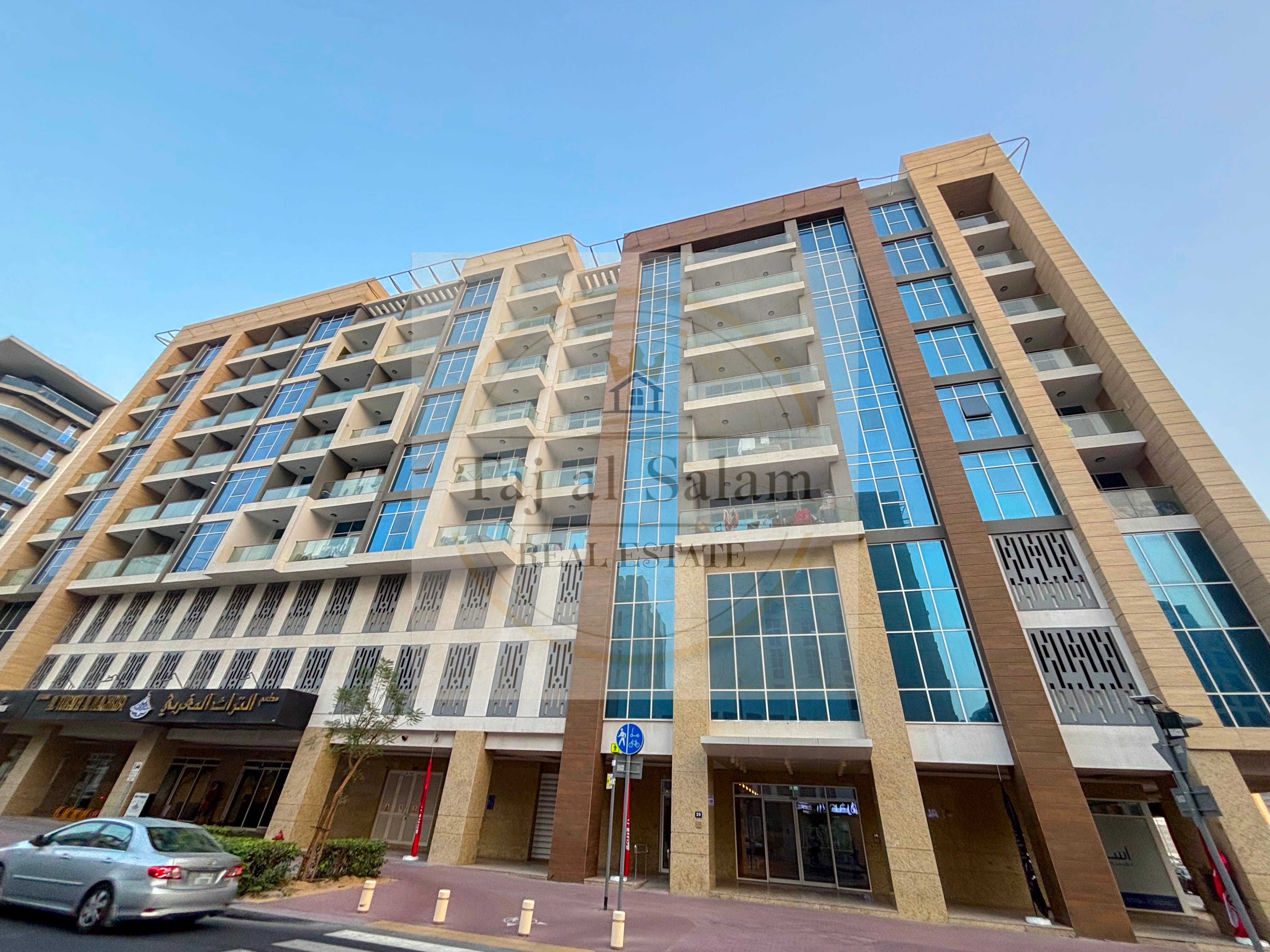 FULLY FURNISHED l PRIME LOCATION l READY TO MOVE IN