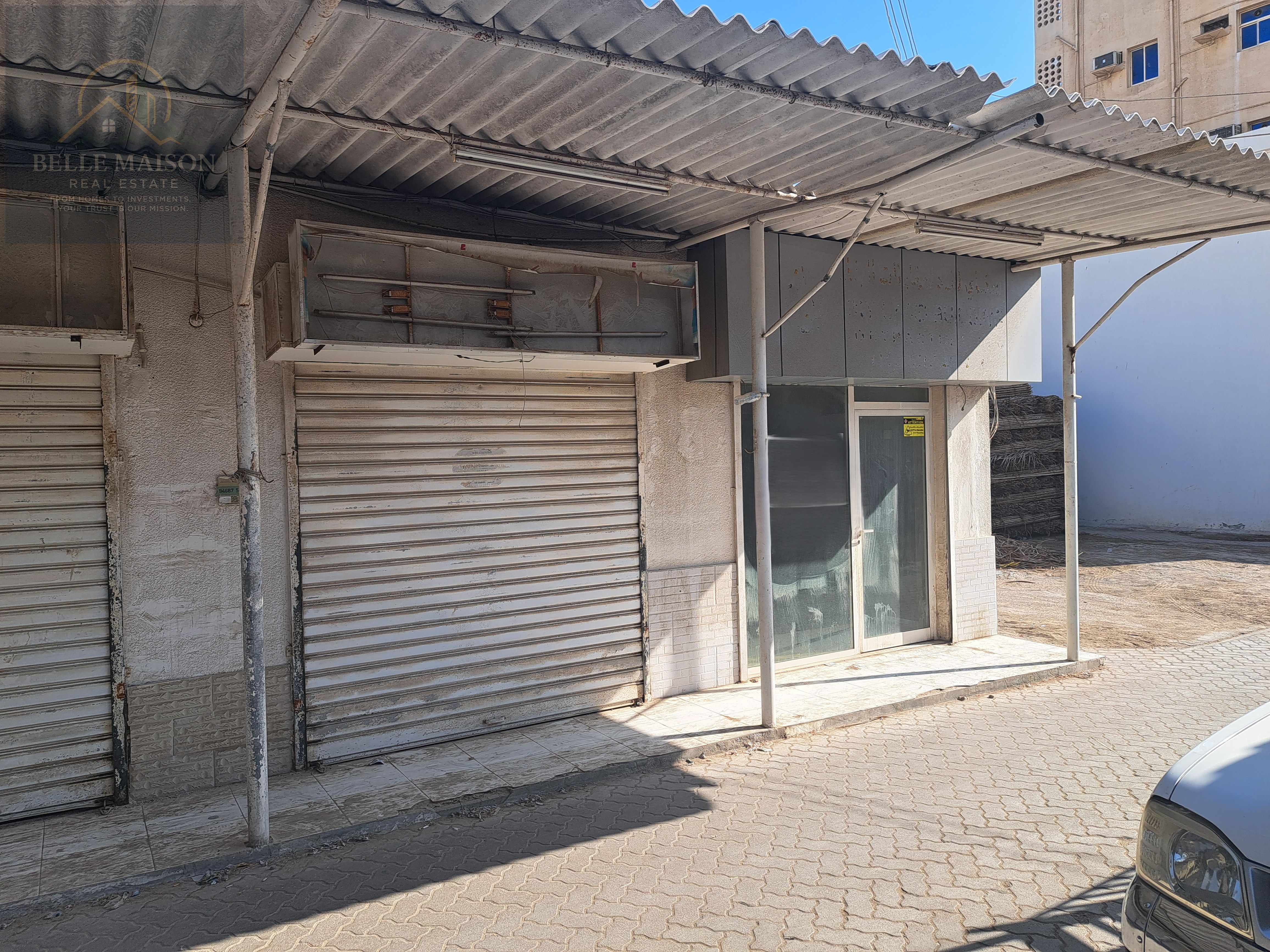 3 Small Street Shops Old Town | 108 ft² / 10 m² | 15K Each | RAK