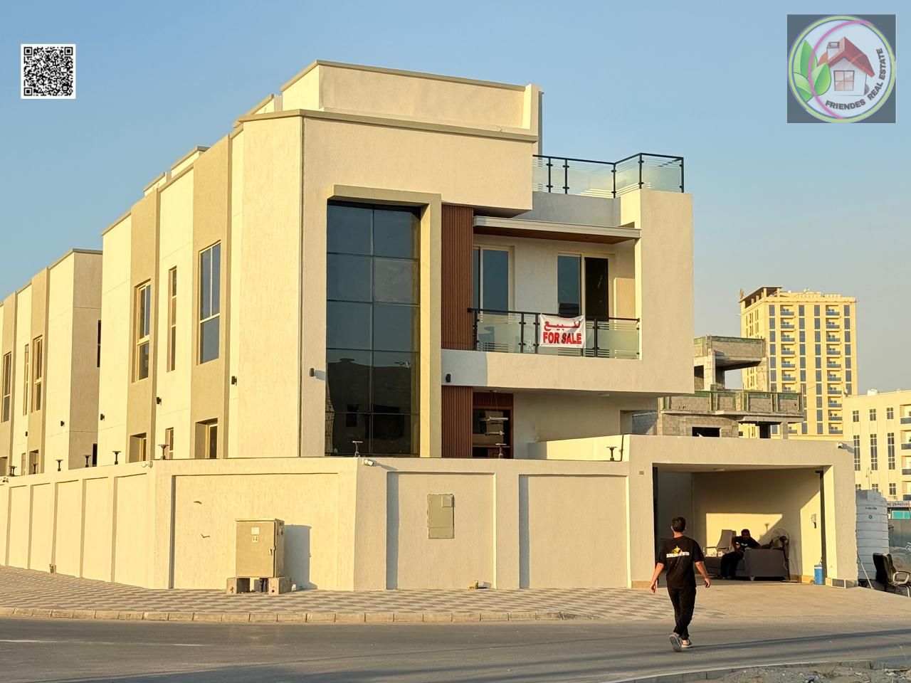 A distinctive, luxurious corner villa with two floors and a roof, super deluxe finishing in the Al Yasmin area at an attractive price - with a luxurio