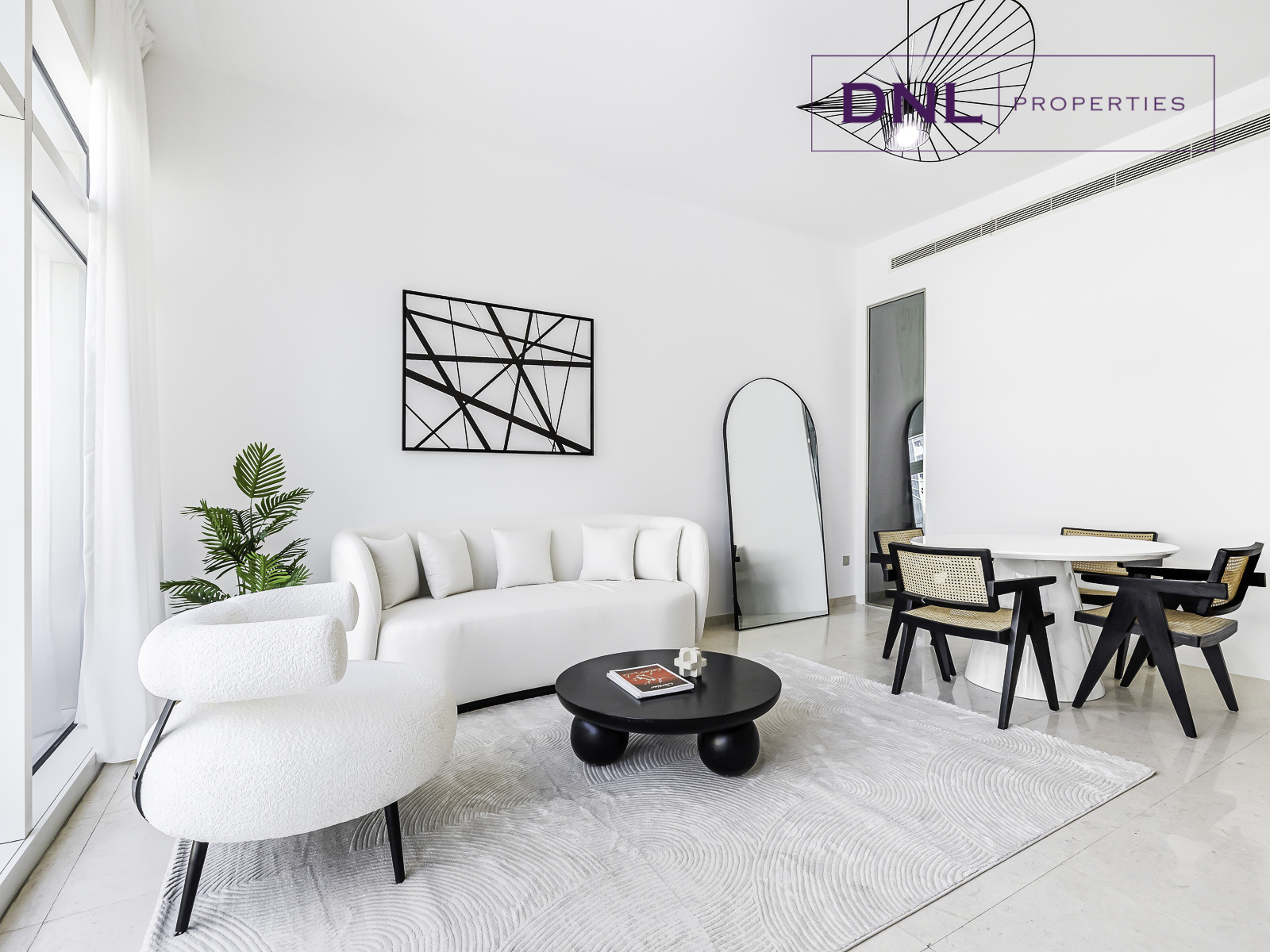 Huge Layout | Upgraded 1 Bedrooms | Furnished