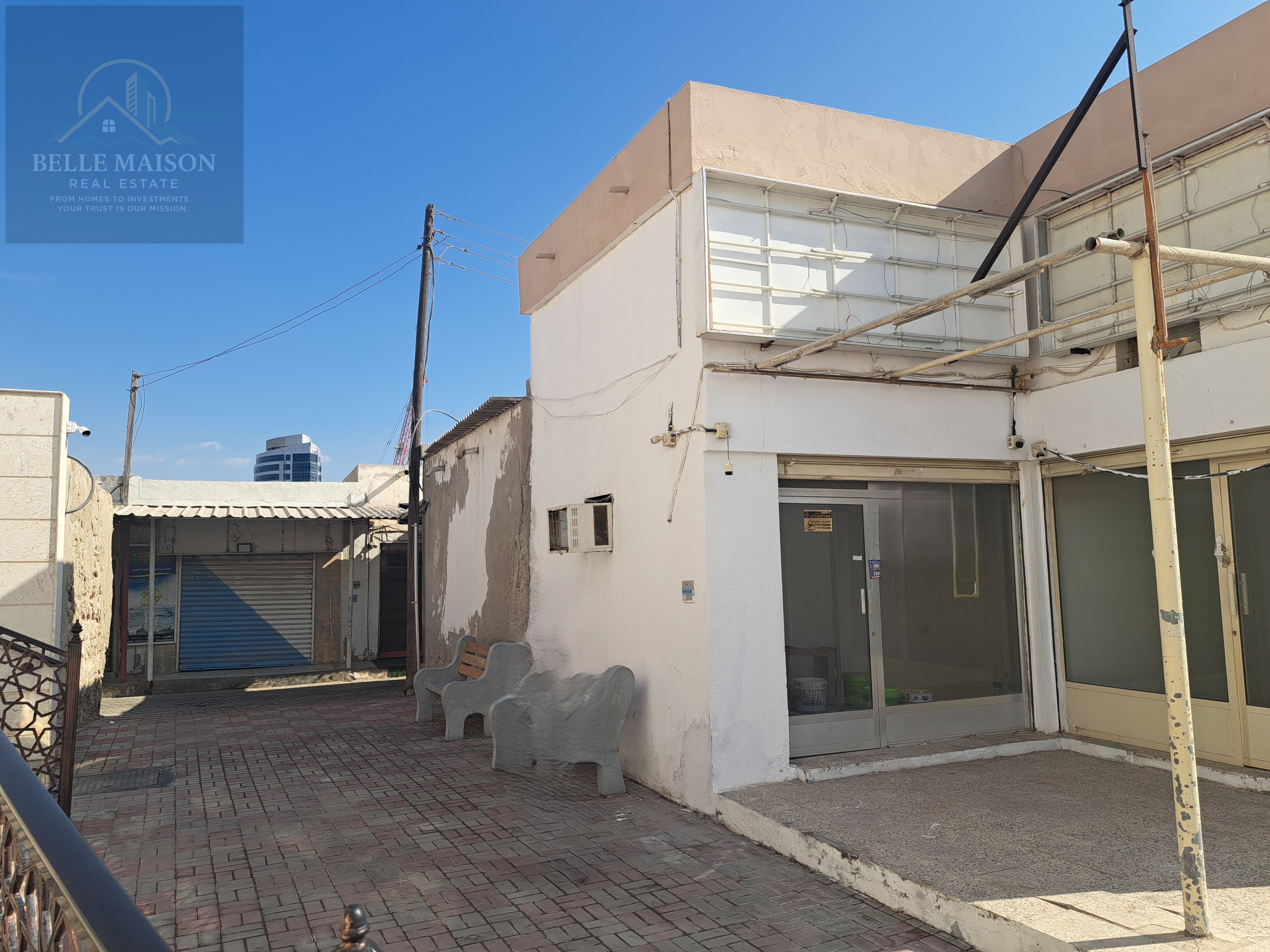 2 Compact Shops by Mosque | 97 ft² / 9 m² Each | Old Town – Ras Al Khaimah | 15,000 AED per Shop