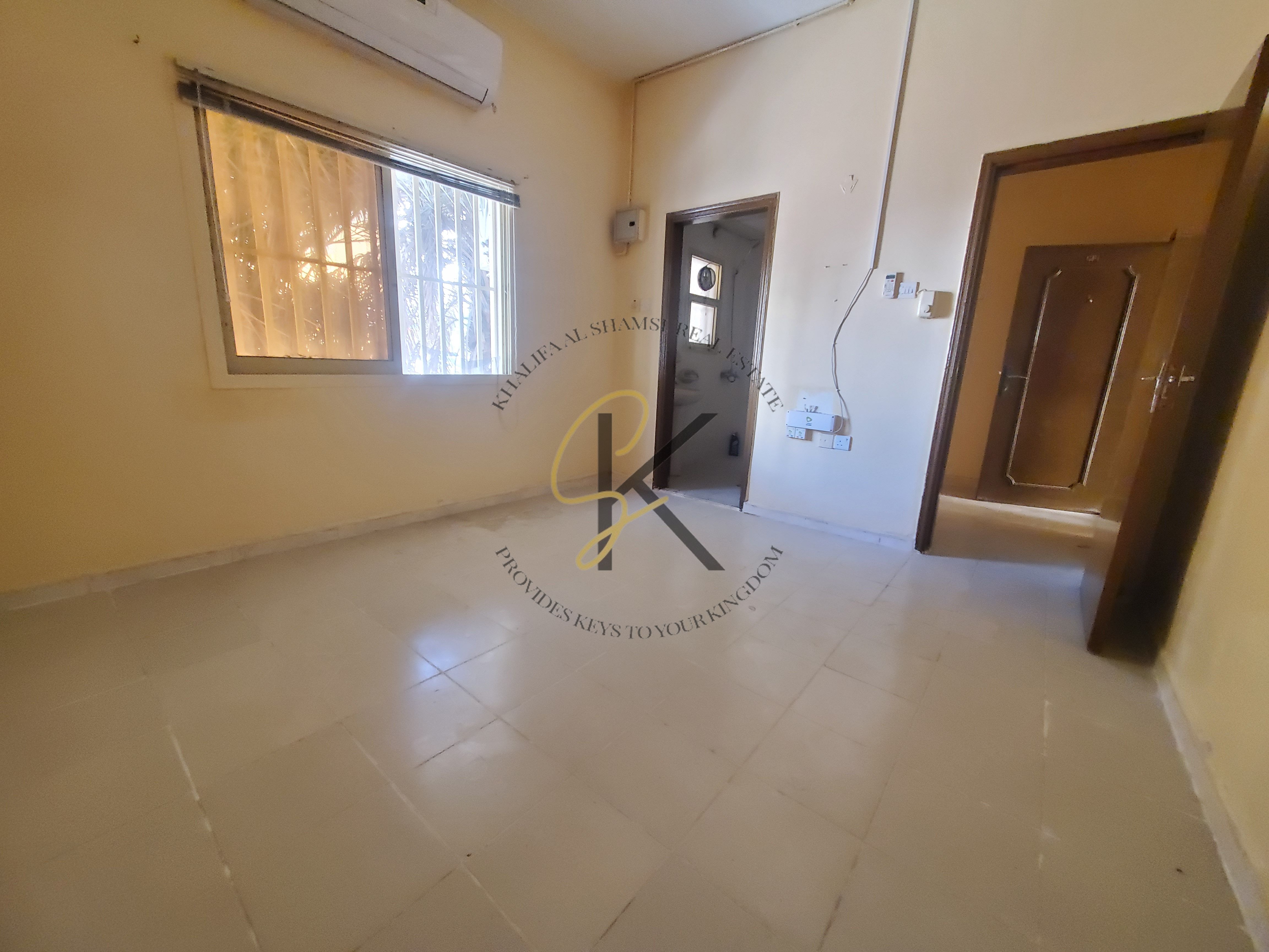 Ready To Move Studio||With Closed Kitchen||