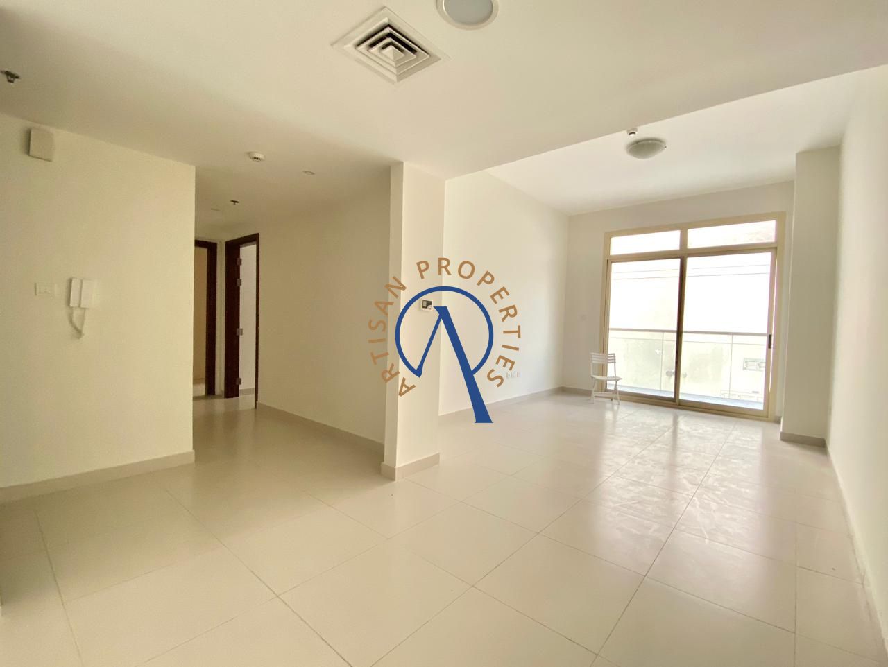 SPACIOUS 2BHK | PRIME LOCATION | READY TO MOVE IN