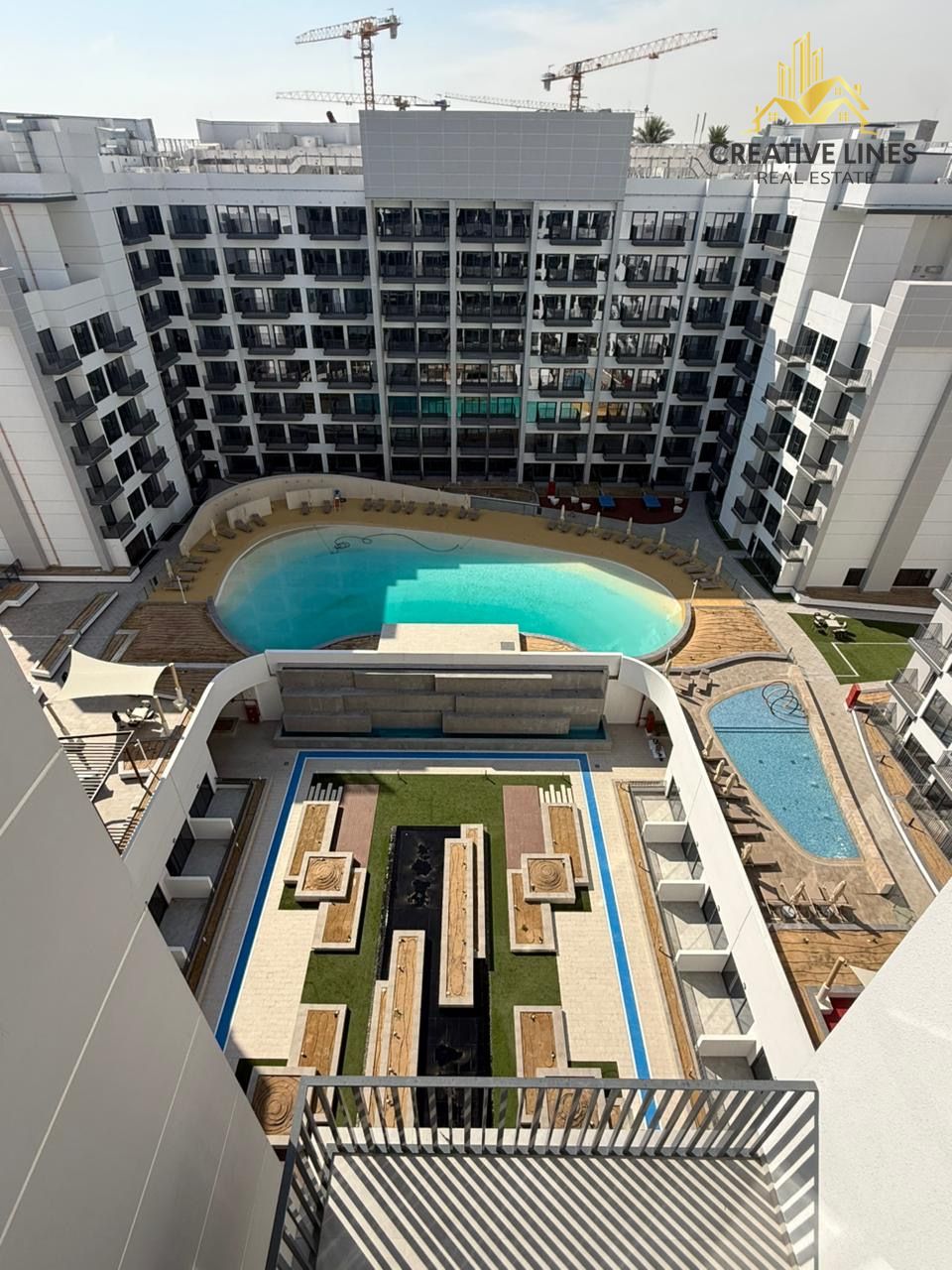 Bran new// Pool view // Ready to move // All Amenities
