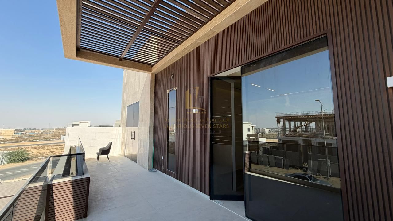 Luxury Villa for sale in Tilal