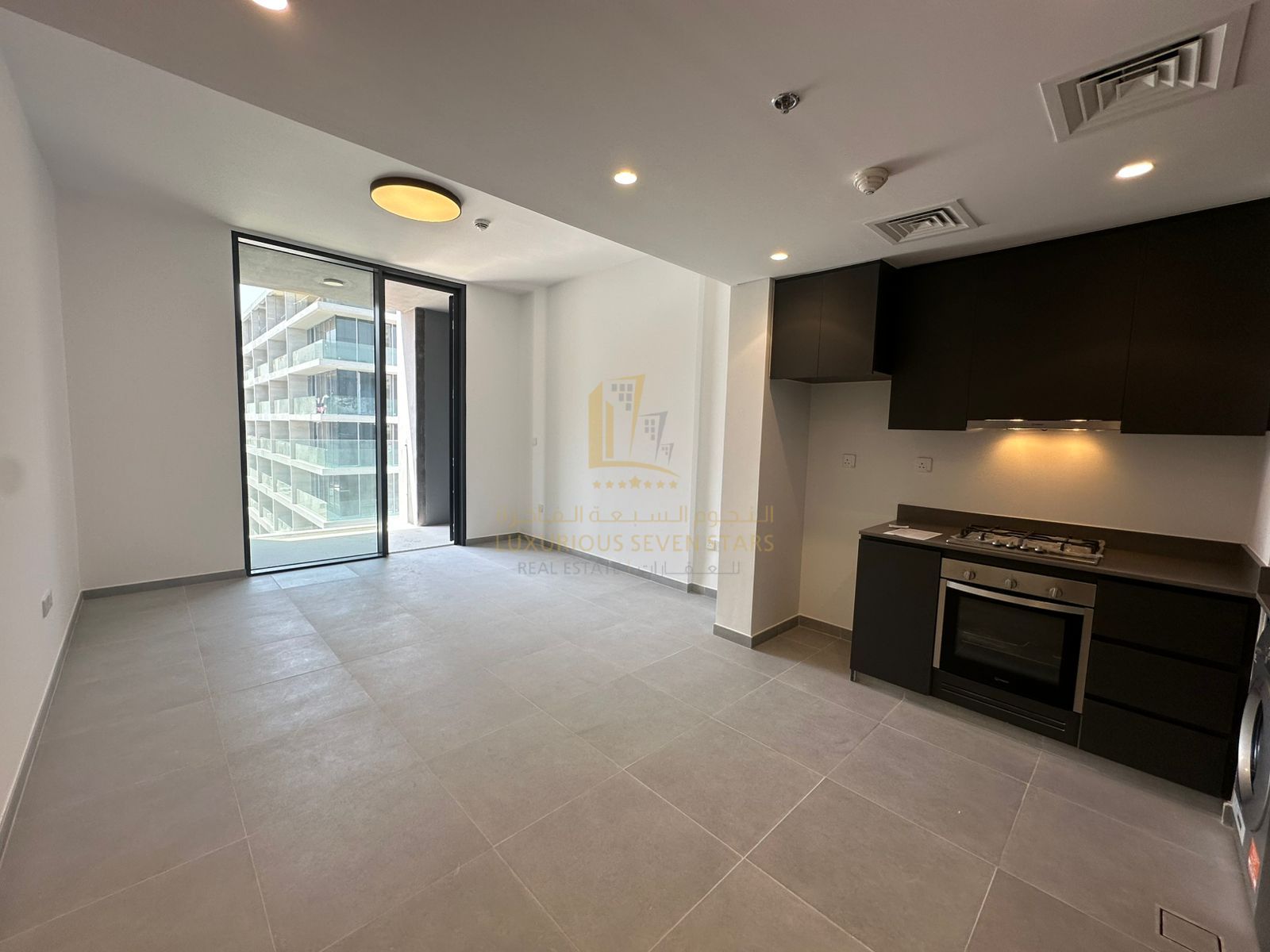 For Sale – Premium Apartment with Luxury Finishes in Aljada Project – Tiraz 3 Building