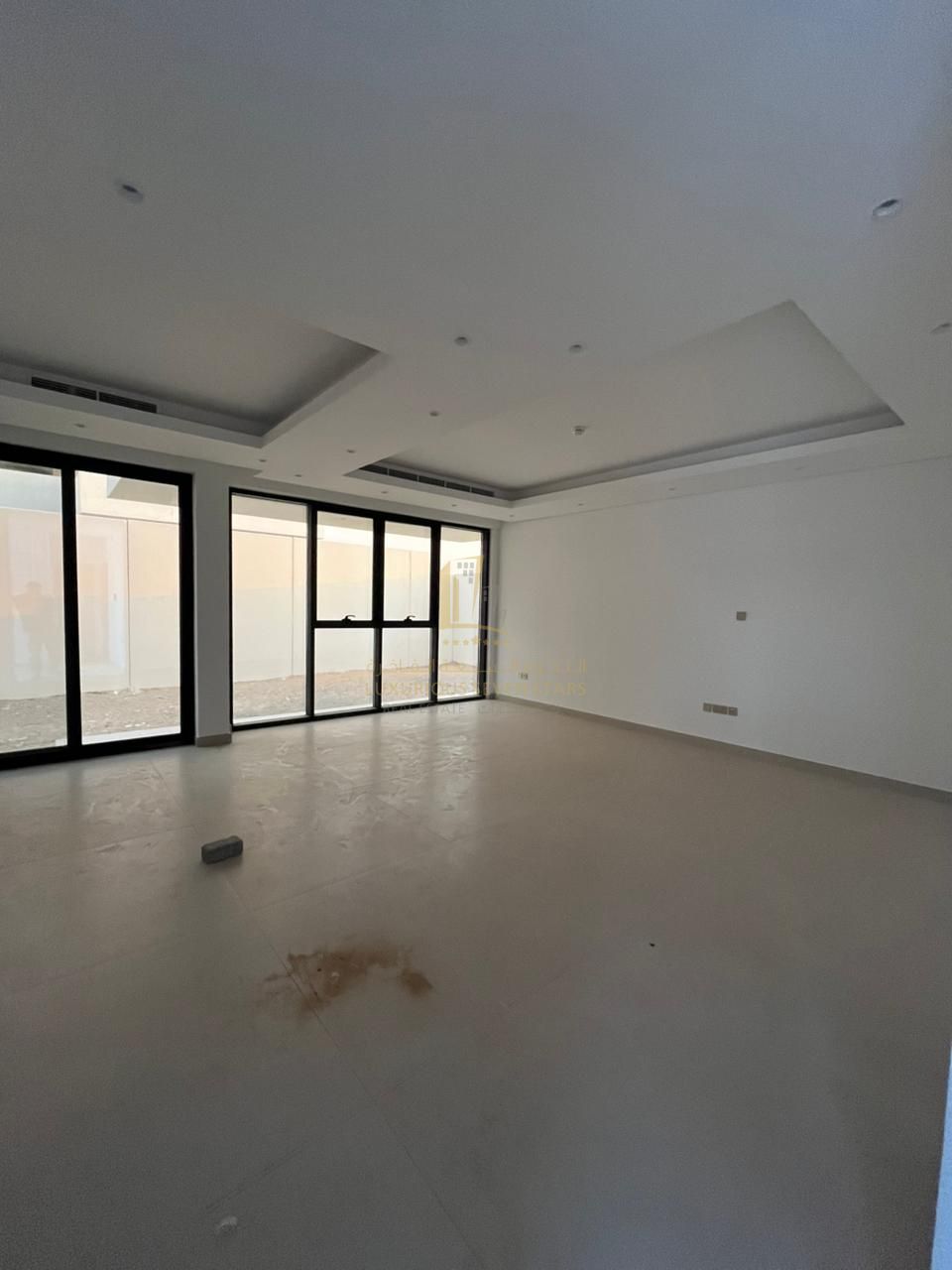 Nice Villa for Sale – First Occupant – Located in Shoumous Residential Complex