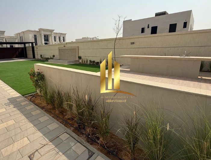 New villa for sale – modern design | Sharjah – Al Hooshi – 10,000 sq ft