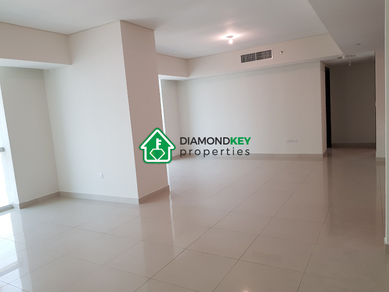 Full Upgraded| High Floor| Beautiful|
