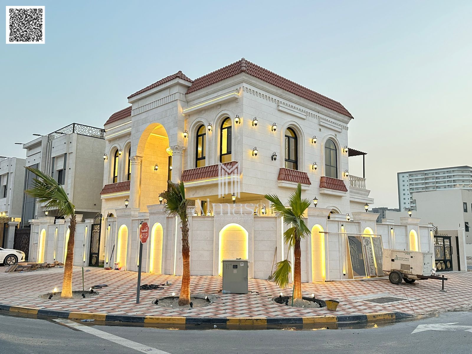 Corner Super Deluxe Villa with 5 Master Rooms and Elegant Design
