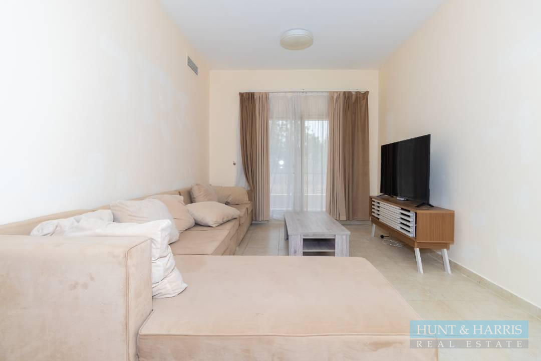 Spacious One Bedroom for Rent - Al Hamra - Golf View - Well Maintained