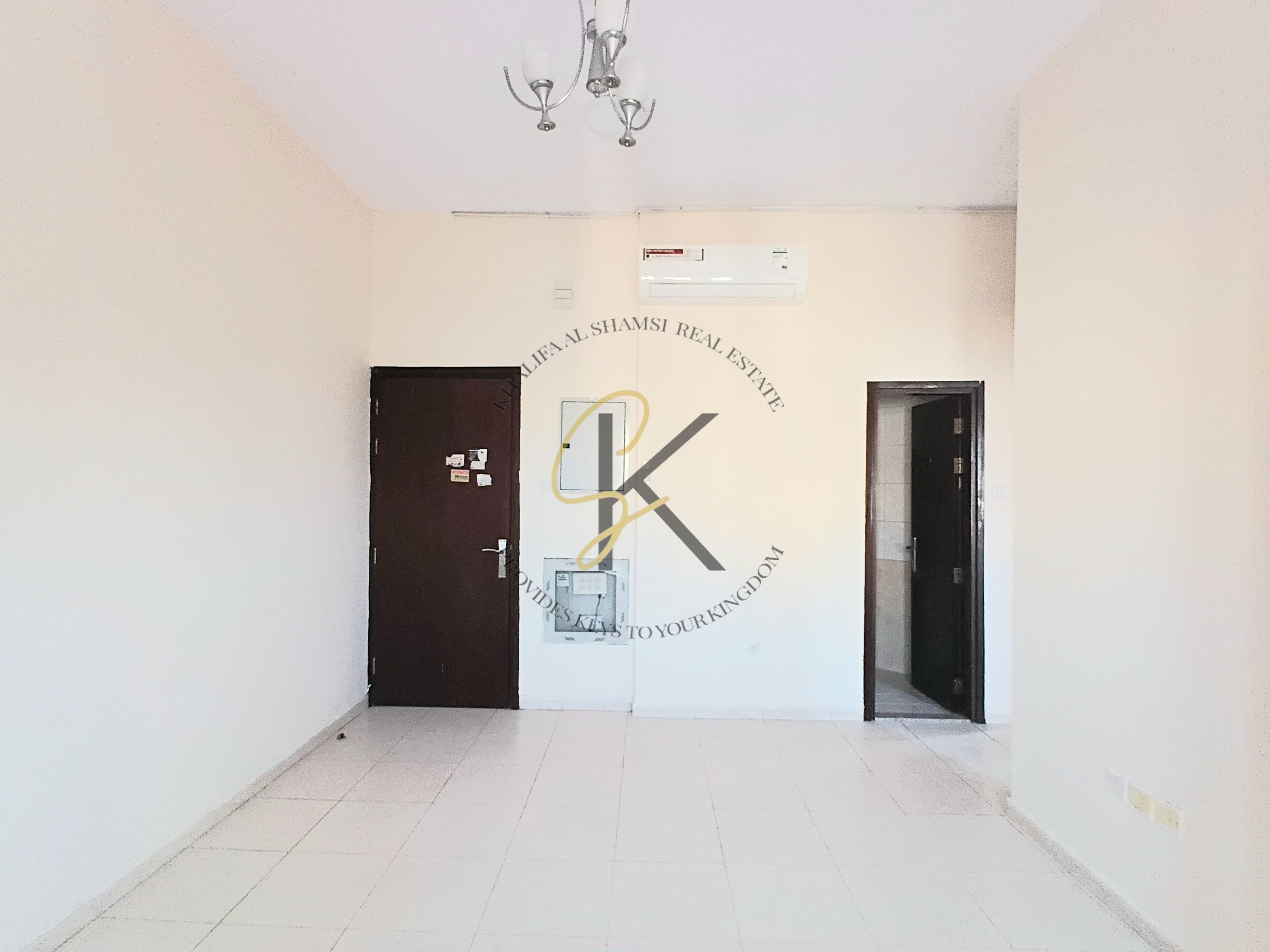 Lavish 1 BHK full of family building neat and clean room for contact Babar