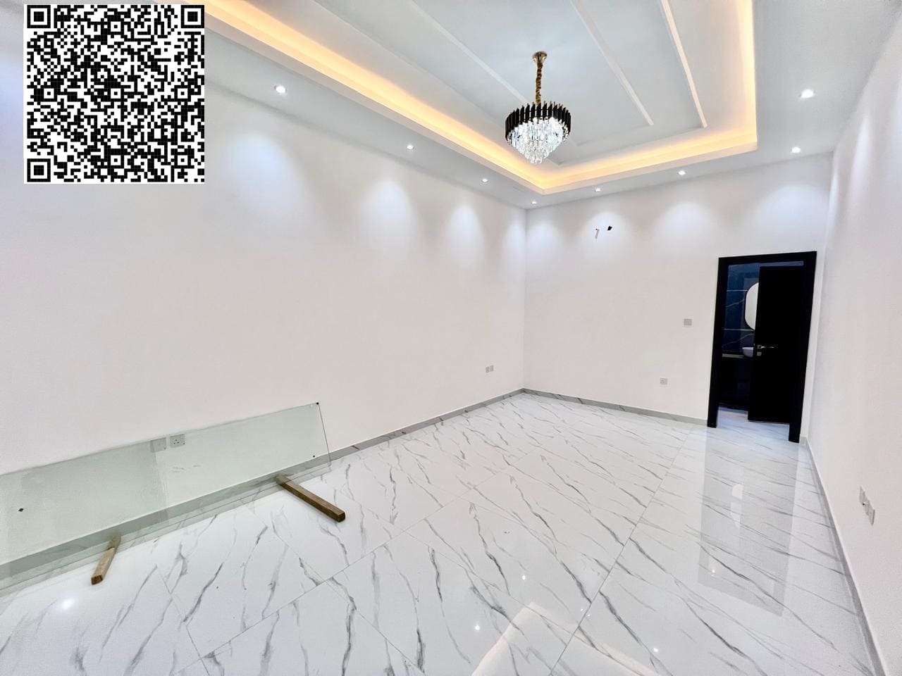 Townhouse with 4 master bedrooms and a roof terrace In Al-Haliyo 1 area