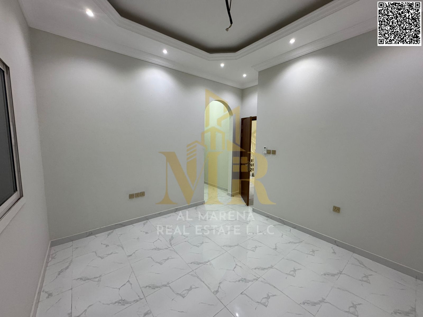 Luxury villa for sale in Rawda 2 – near the mosque, two floors and a roof with a large area and comprehensive services