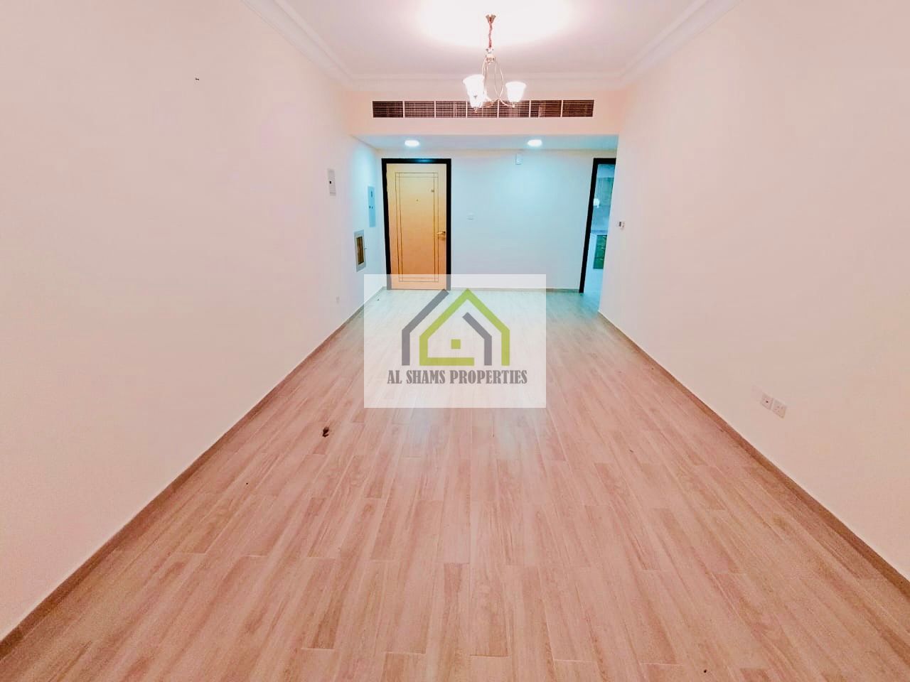 1 Month Free ~ Balcony ~ Wardrobe ~ Parking