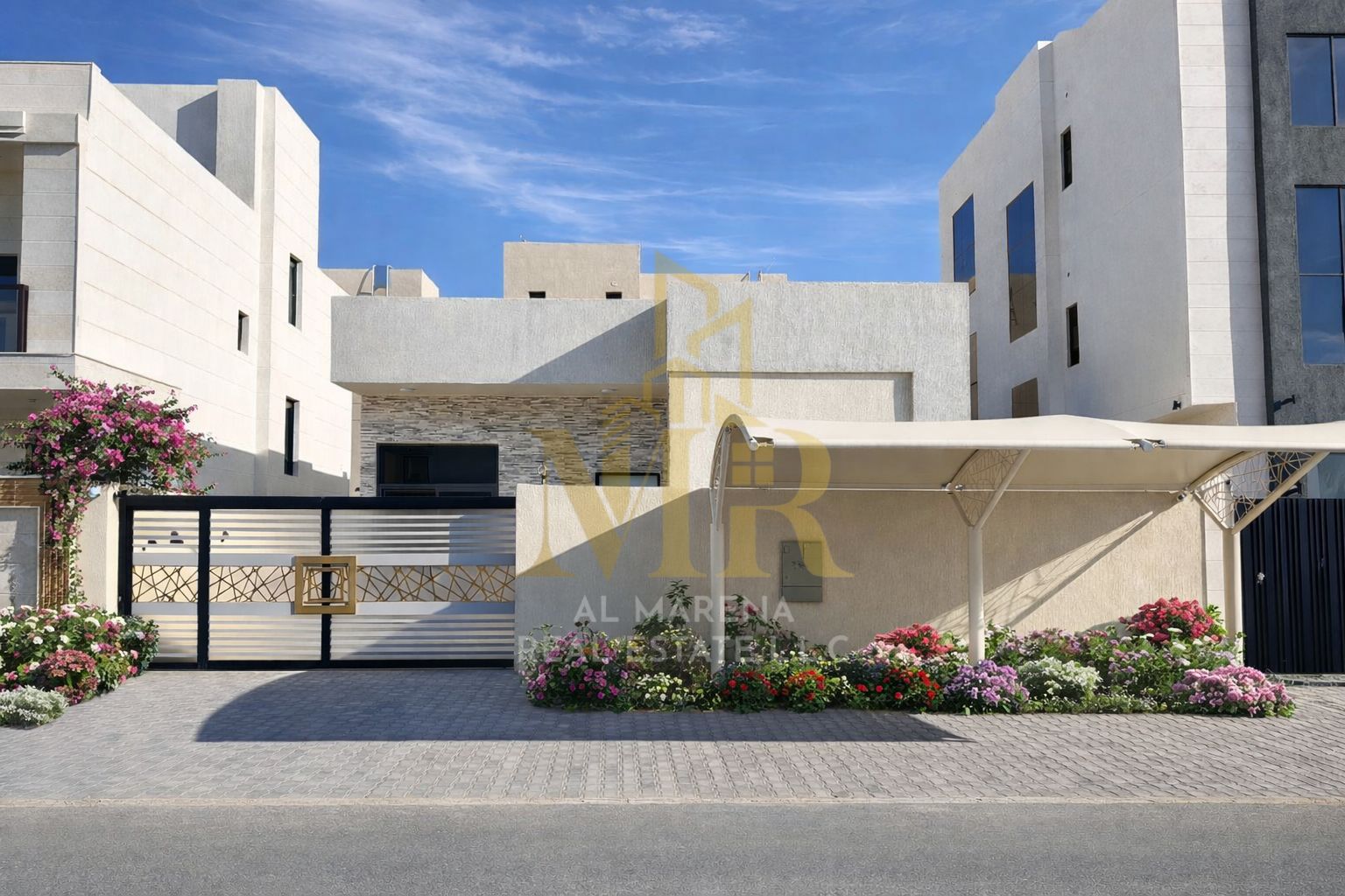 For sale: Freehold villa with monthly installments. Modern ground floor villa next to the Chinese Market and close to Ajman Corniche. Includes air con