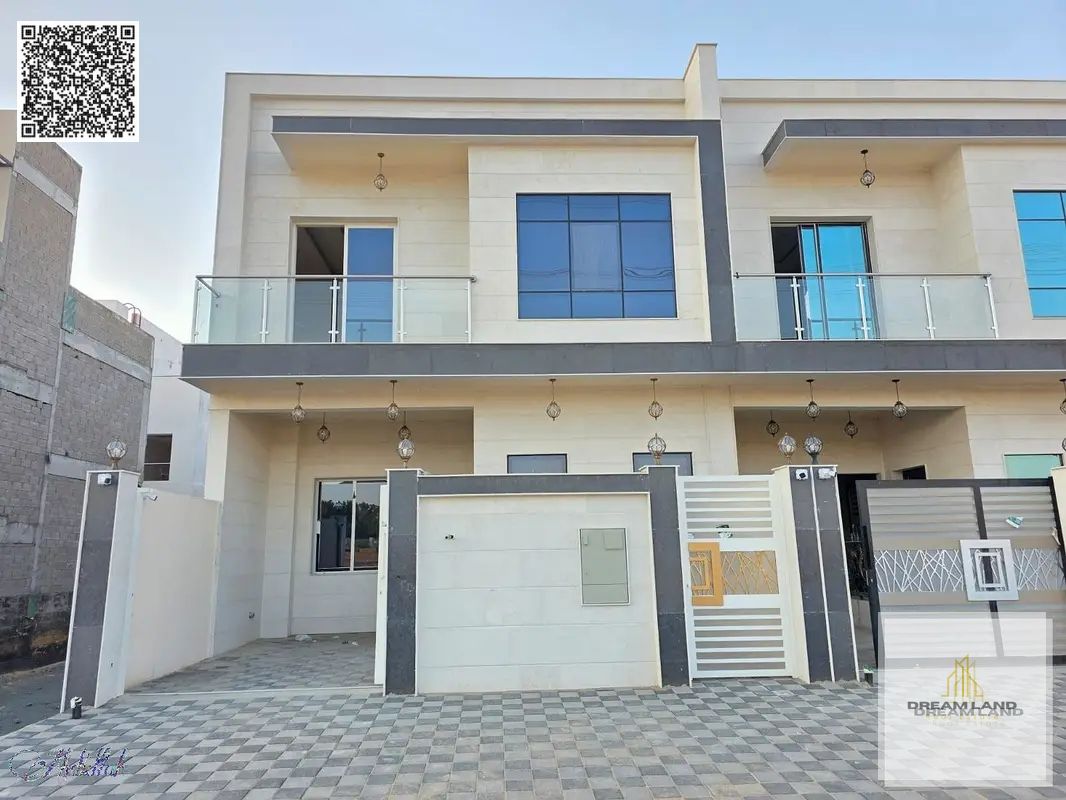 Unbeatable price: Luxurious modern villa, freehold ownership, including registration and title fees. Strategic location, ready to move in. Ground floo