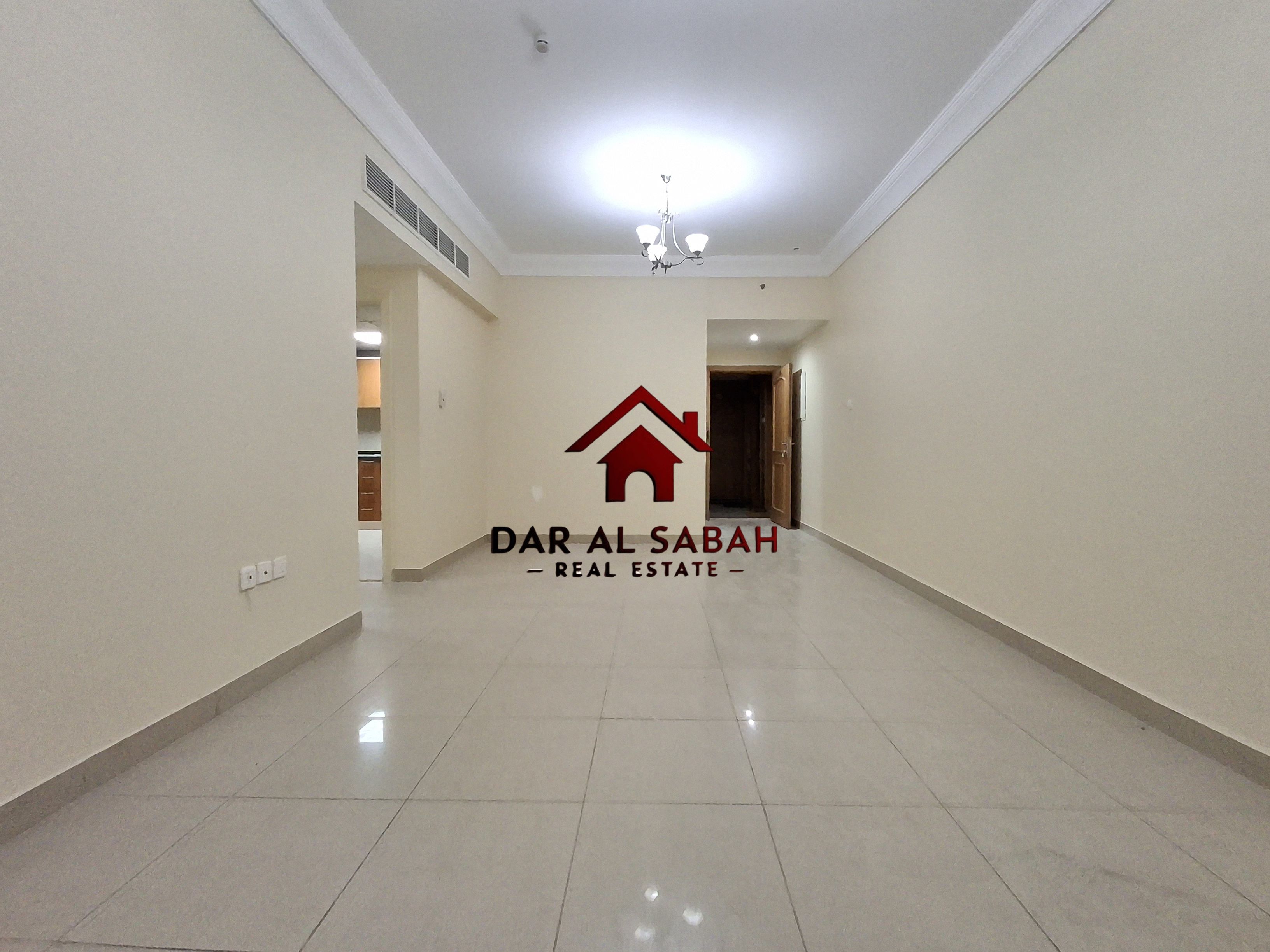 2BHK 2 BATH BALCONY WARDROBE FRONT OF BUS F22 NEAR SAHARA CENTER