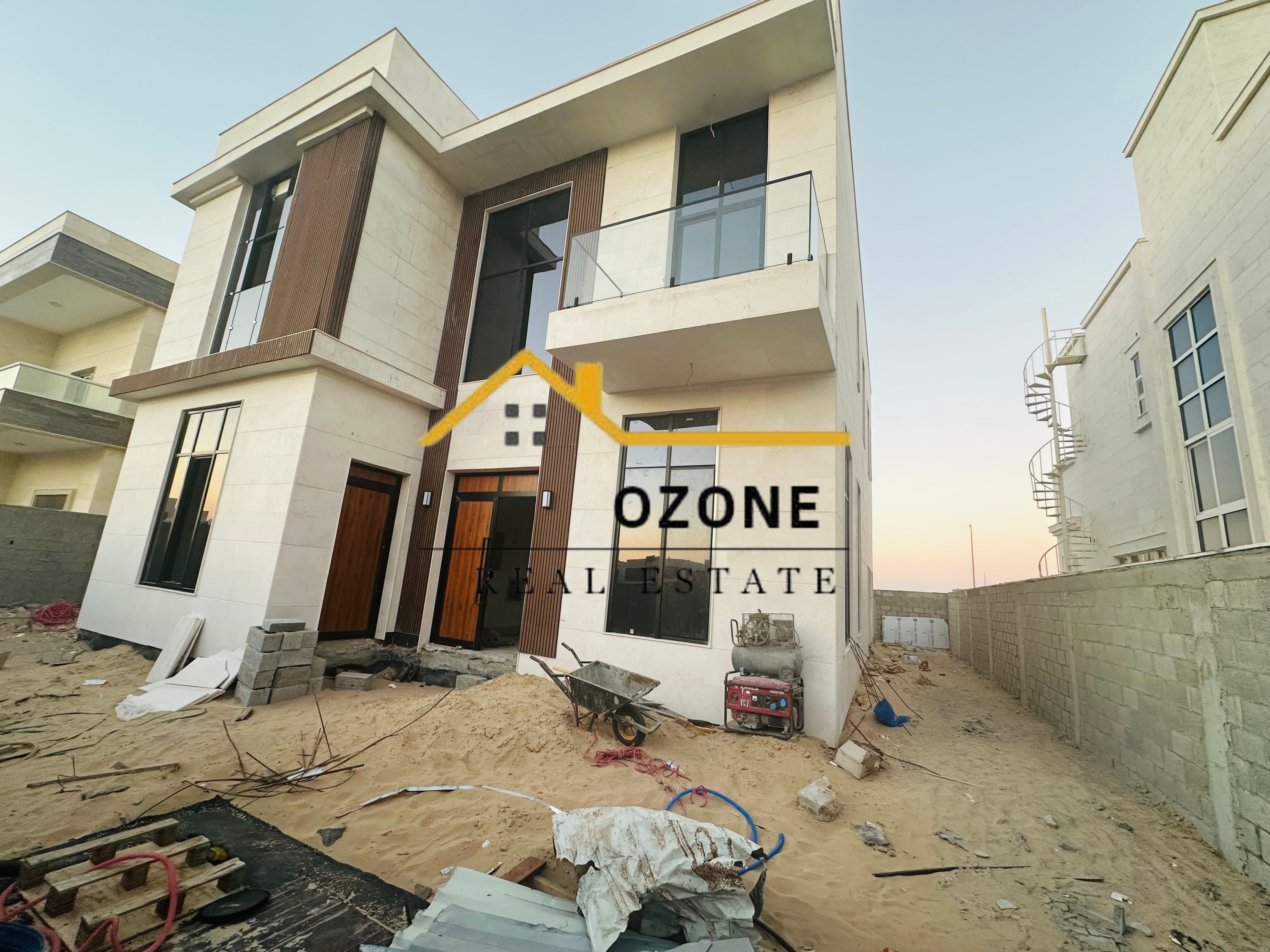 Brand New 5 bedrooms\^All Master Rooms\Majlis