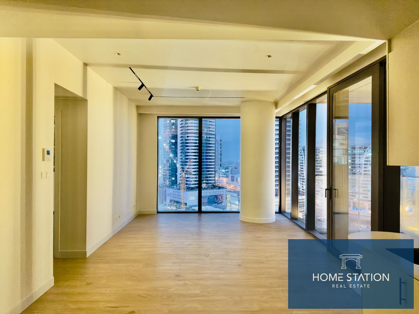 Vacant Unit | Upgraded | Study Room