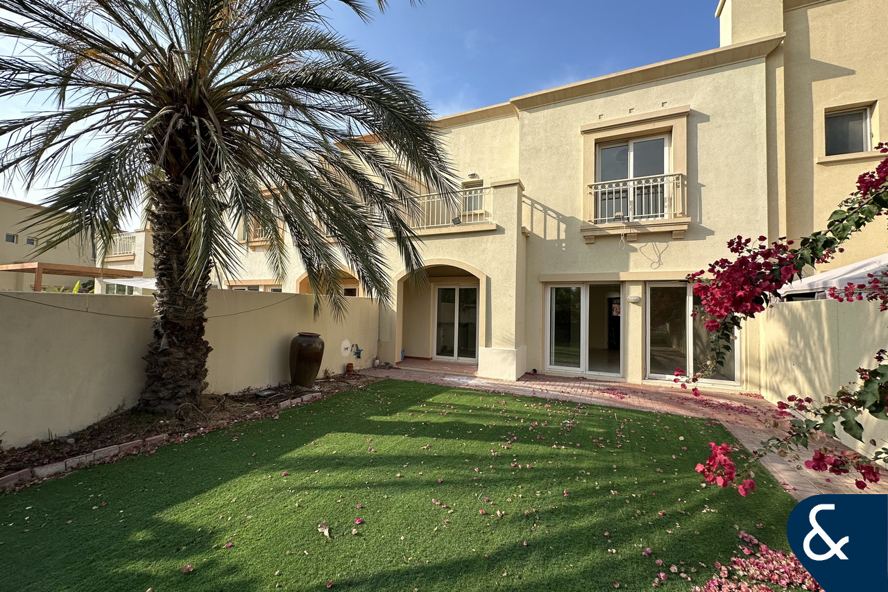 Lake View | Three Bedrooms | Single Row
