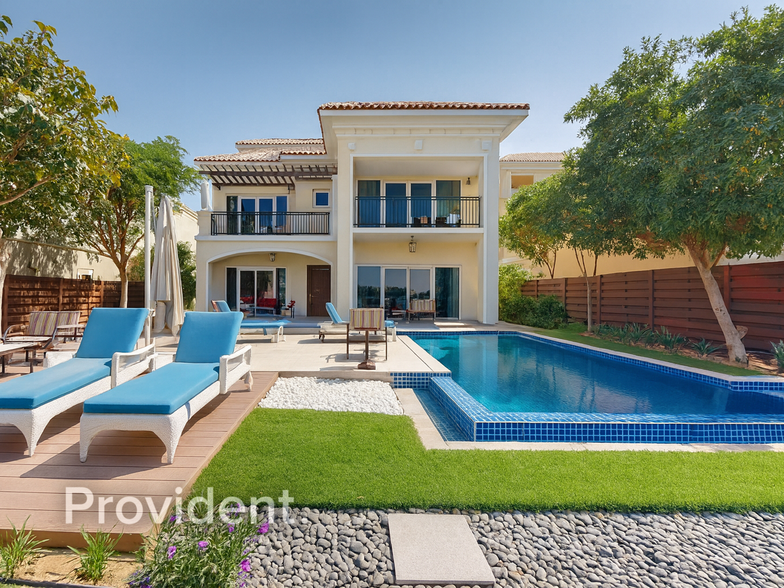 Corner | Single Row | Closed Kitchen | Polo View
