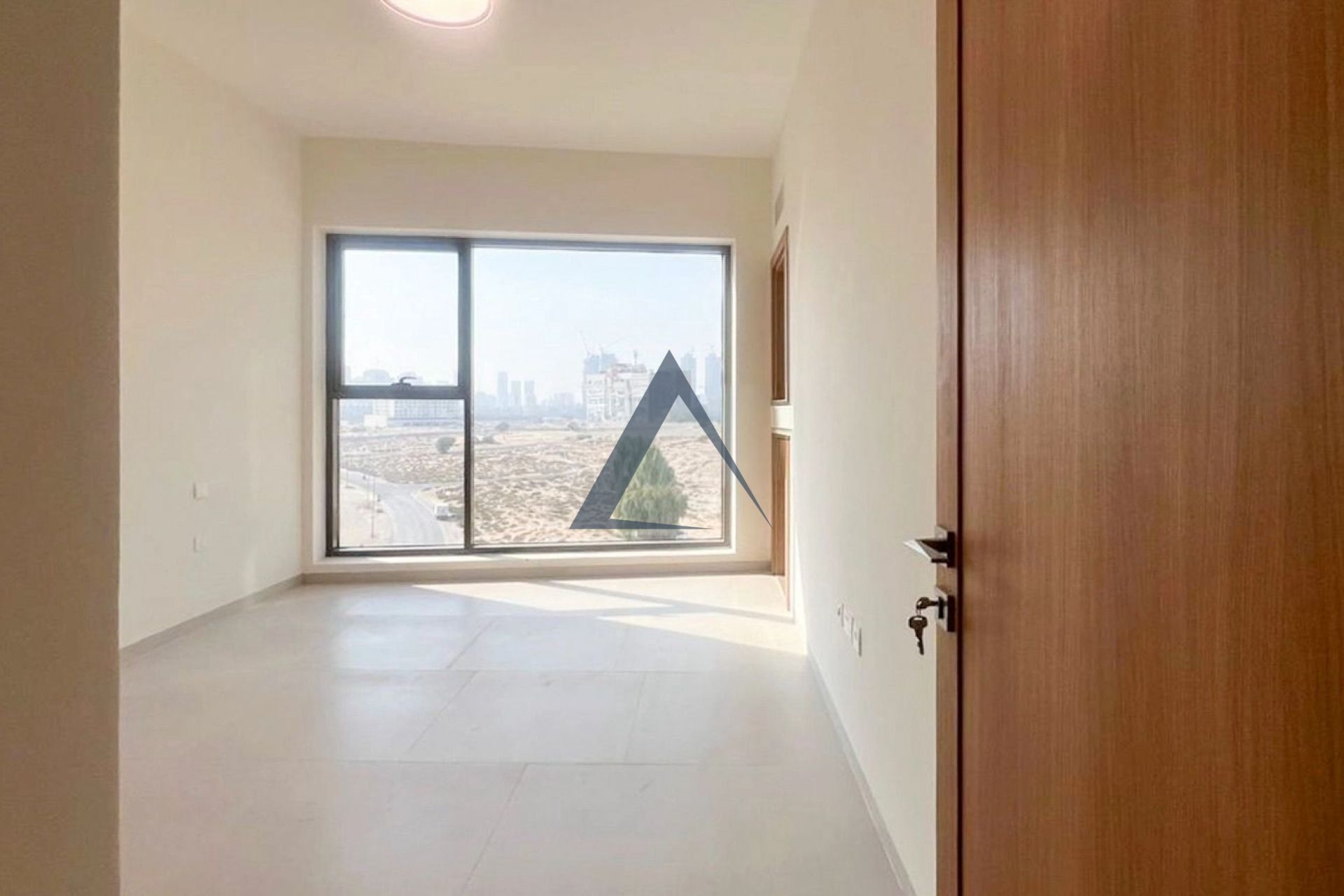 Prime Location |Specious Lay Out | Ready to Move
