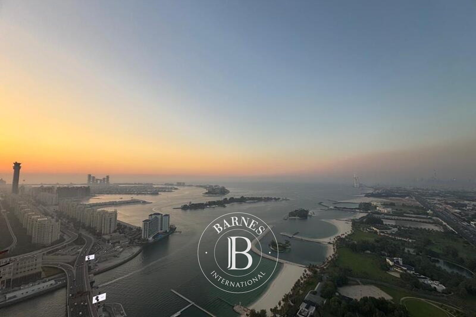 Corner Unit | High Floor | Panoramic Views