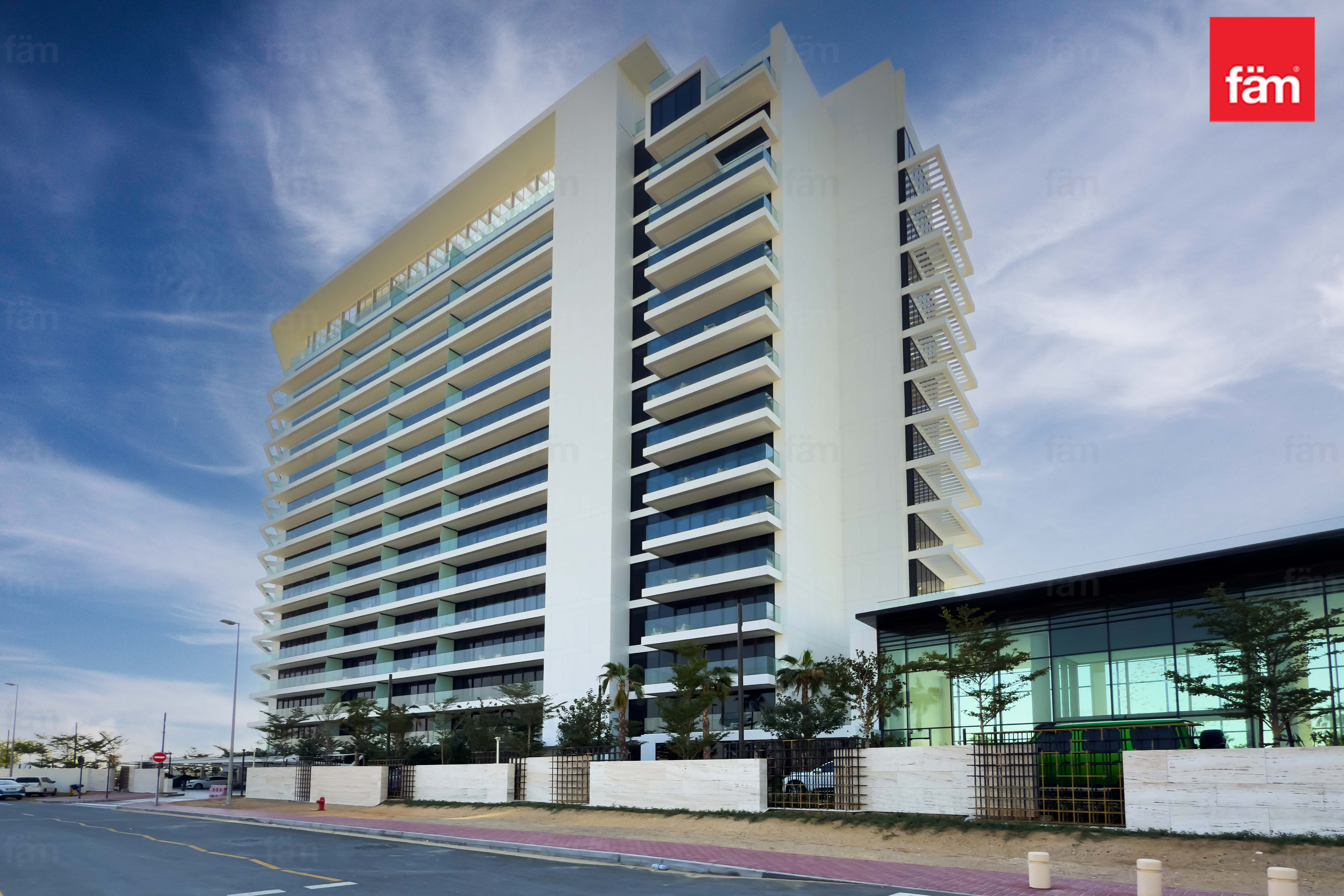 FULLY FURNISHED I BRAND NEW I LUXURY LIVING