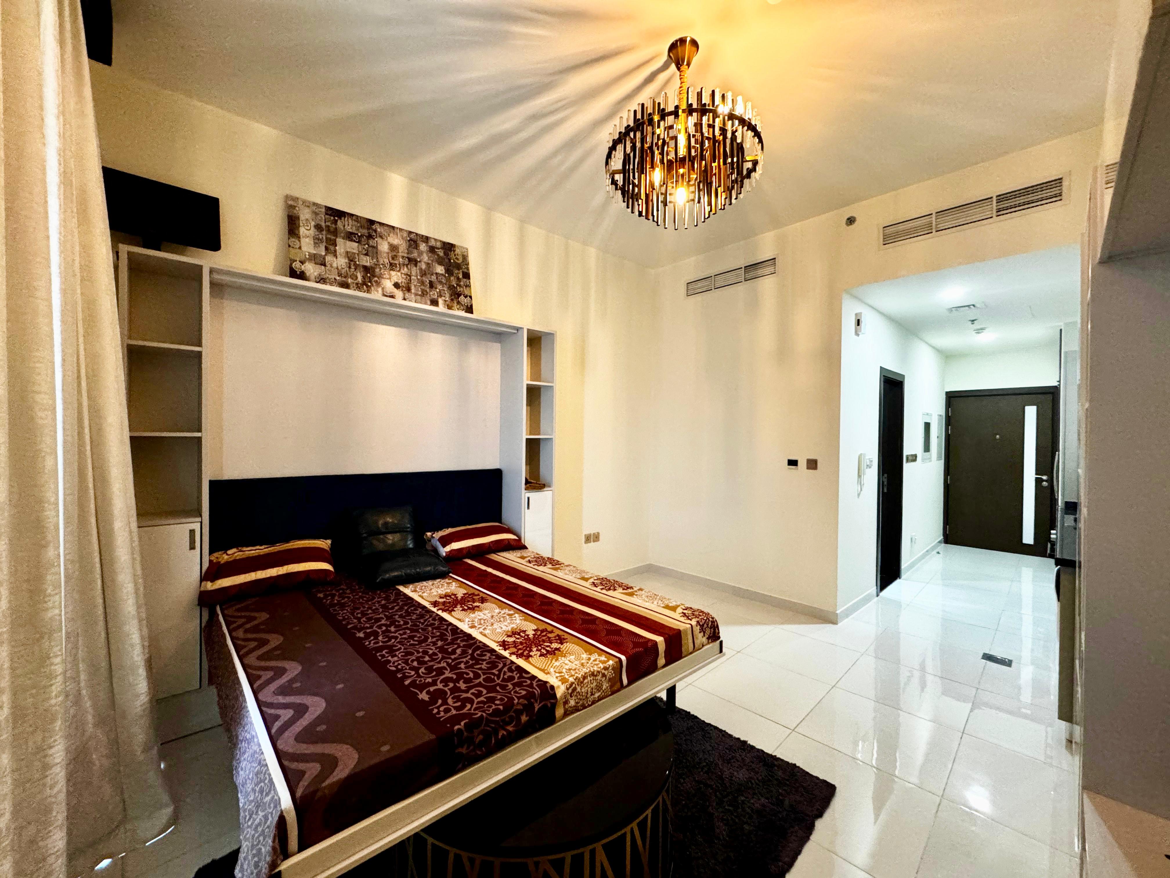 Vacant l Fully Furnished l Multiple Cheques l High Floor