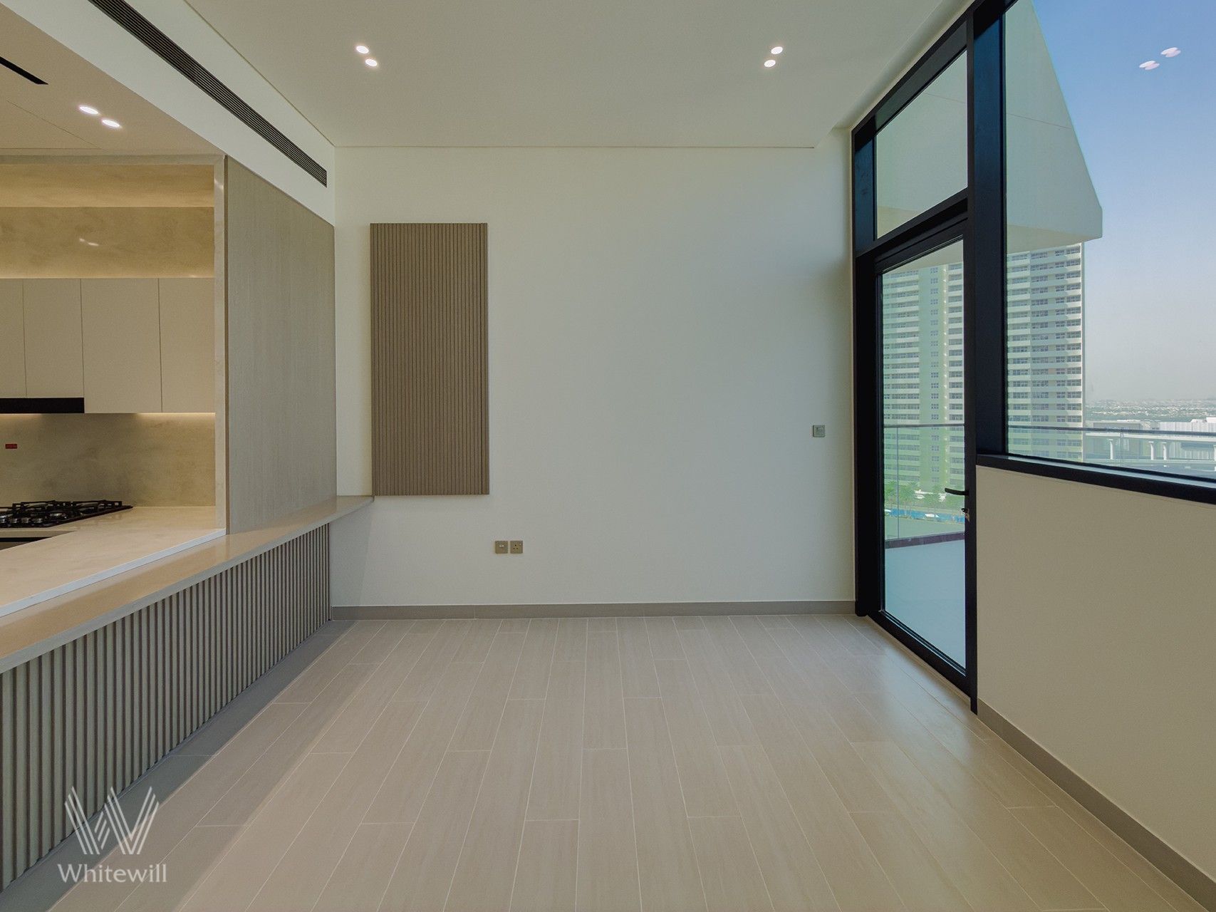 Balcony Pool | Brand New | Middle Floor