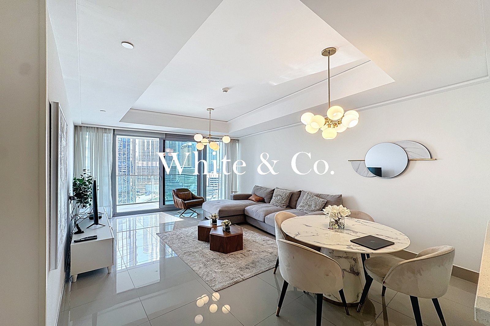 Burj and Fountain | Vacant | Luxury Living
