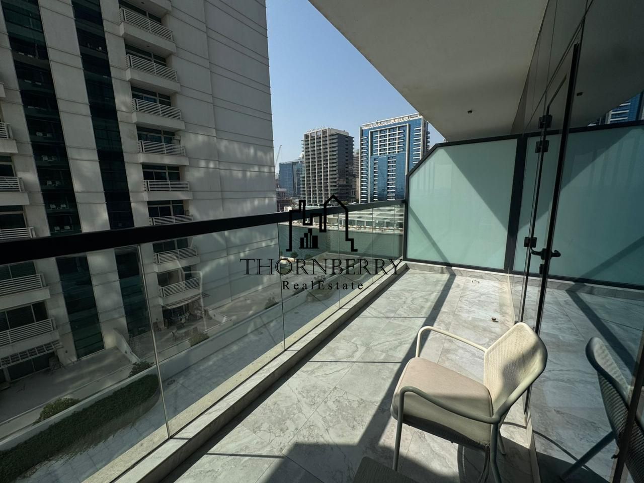 Fully Furnished Studio | Canal View | Vacant