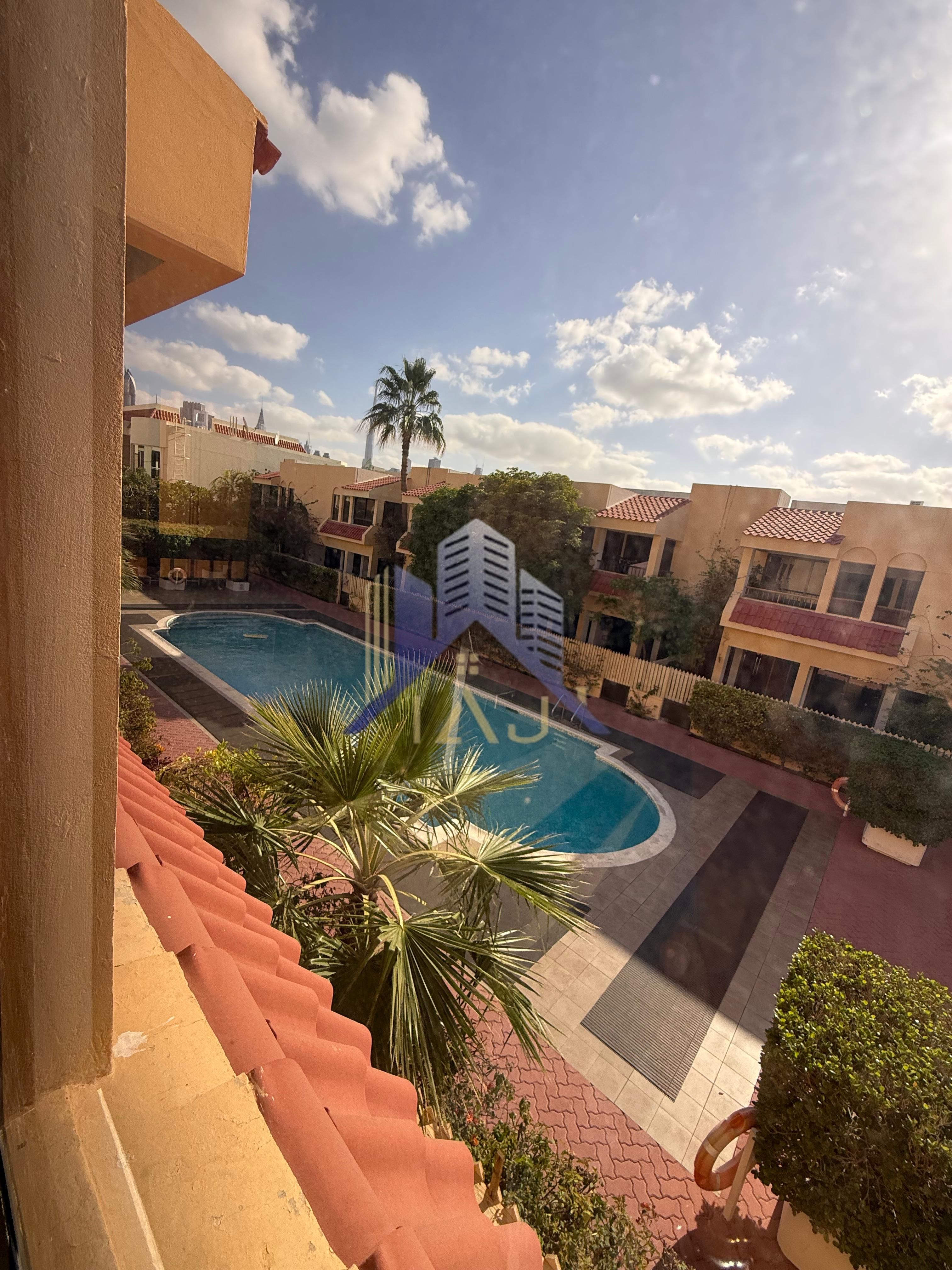 Spacious 4BR Villa in Jumeirah 1 | Near Iranian Consulate | Only for Family