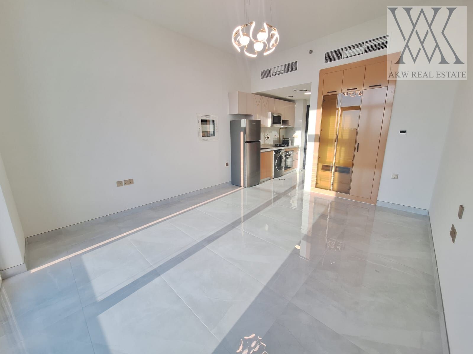 Amazing view || Ready to Move In ll 12 CHQ