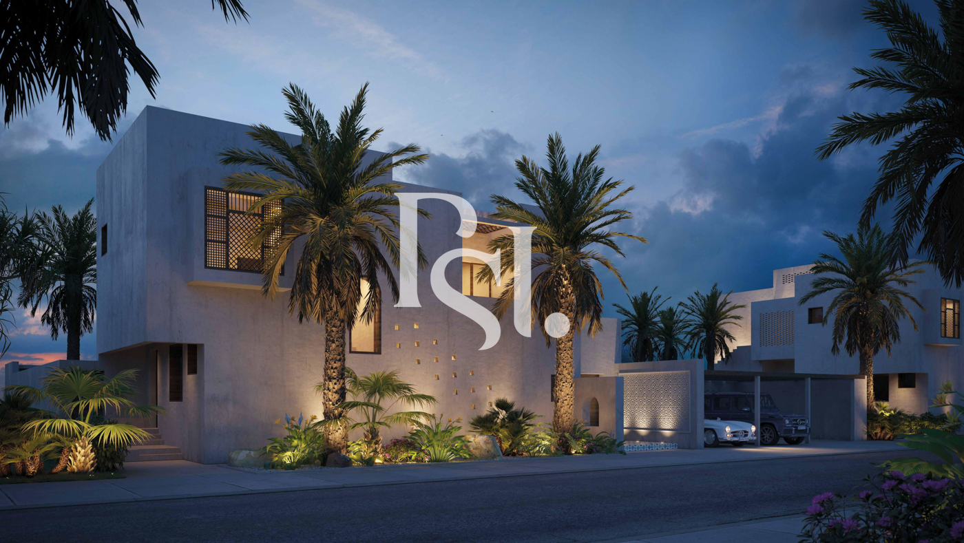 High Ceiling | Next To Corner | Big Plot