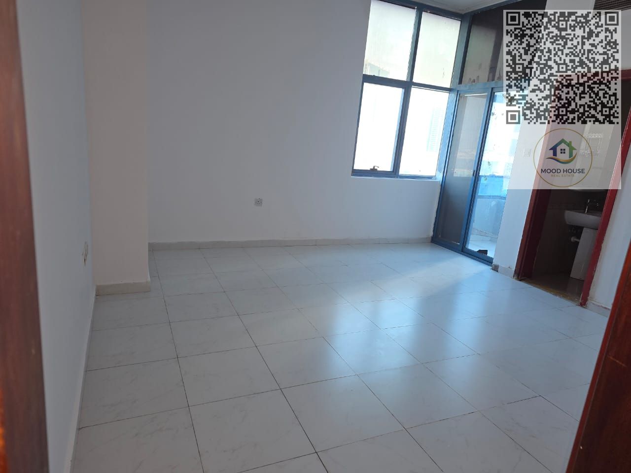 Investment Opportunity: 2-Bedroom + Living Room, 3 Bathrooms, 3 Balconies, Sea View, Falcon Towers, Ajman