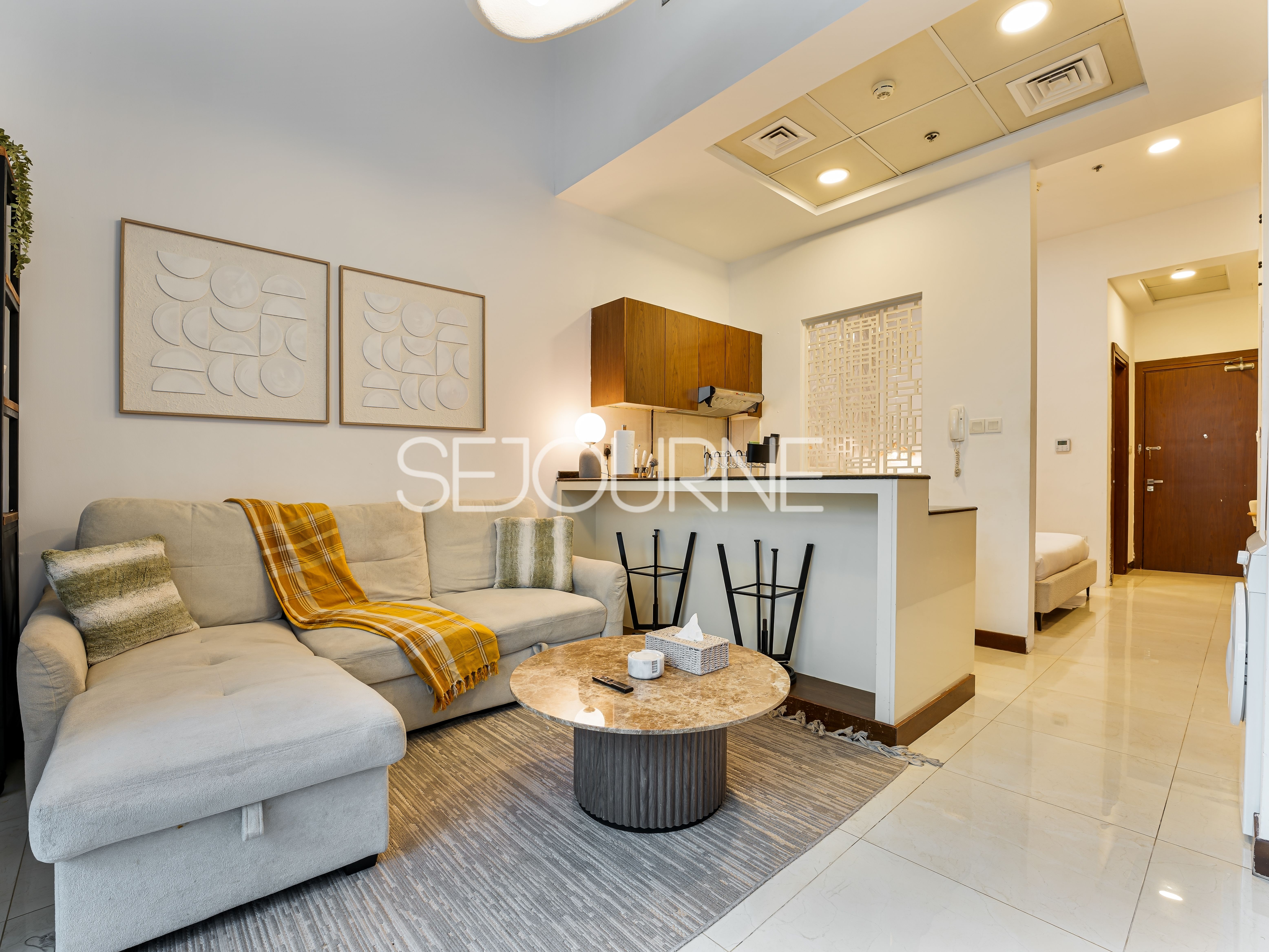 Modern Furnished Studio Villa Pera (JVC)