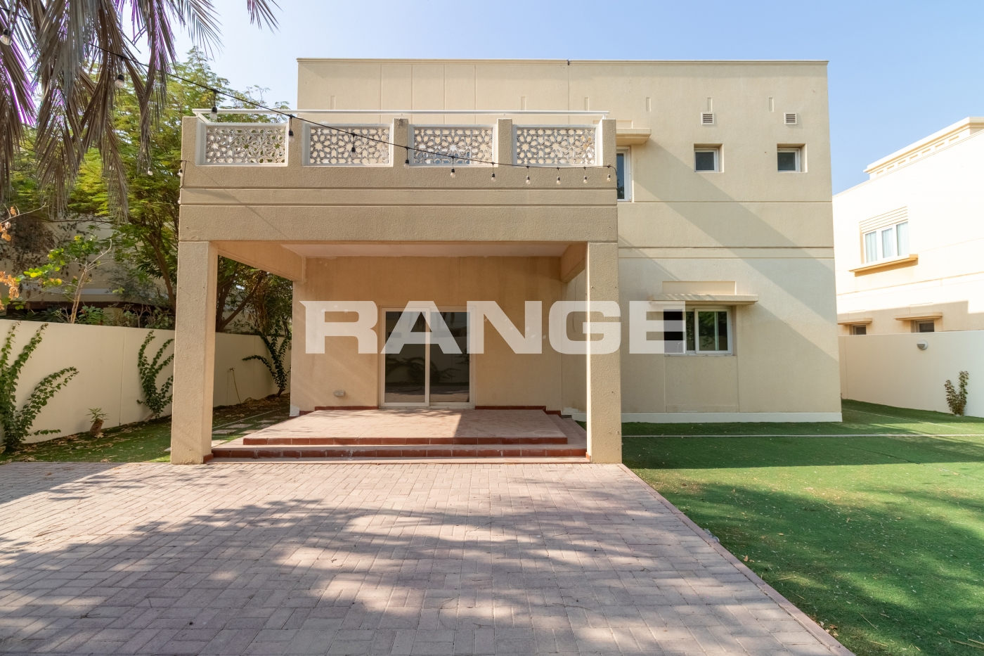 Spacious Villa |Great Location | Vacant |