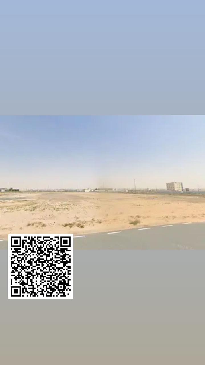 Own a corner commercial plot in a prime location in Ajman now! Don't miss this opportunity for investment and profit.