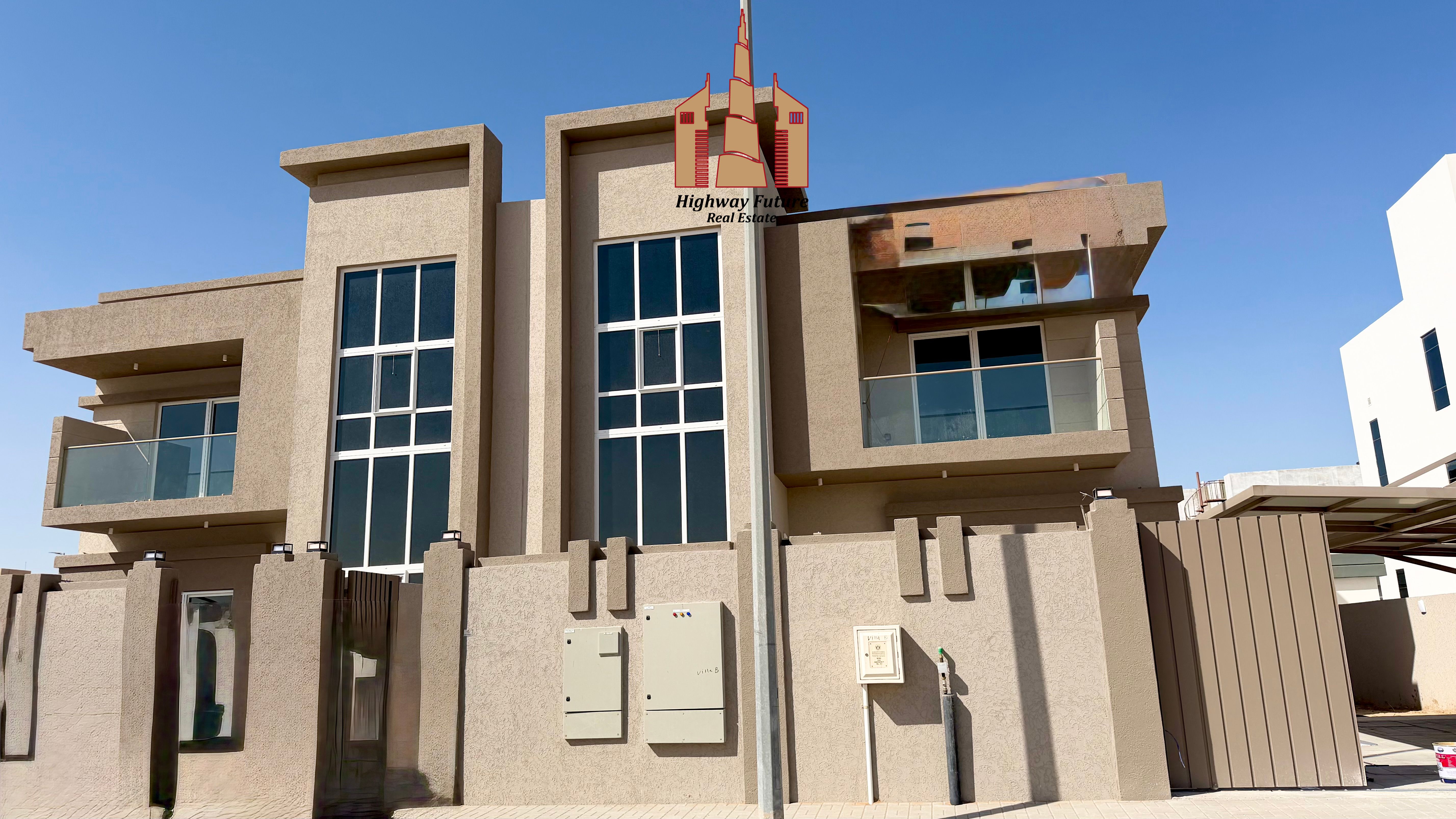 Luxury Elegant 4BR Villa with Hall Majlis Wardrobes in Nsama