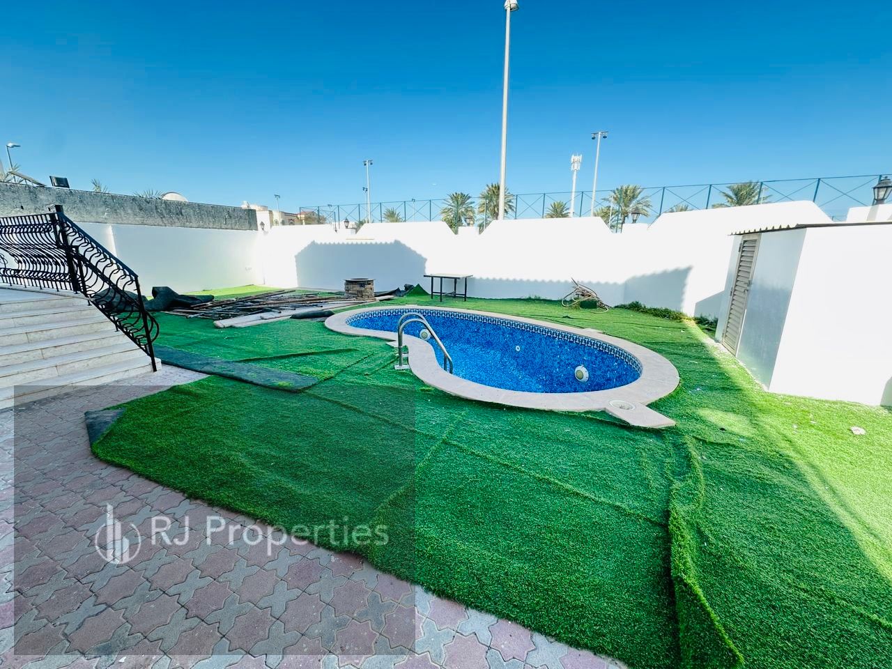 Luxury 5bhk villa | balcony +made room + private pol | parking free | just 155k