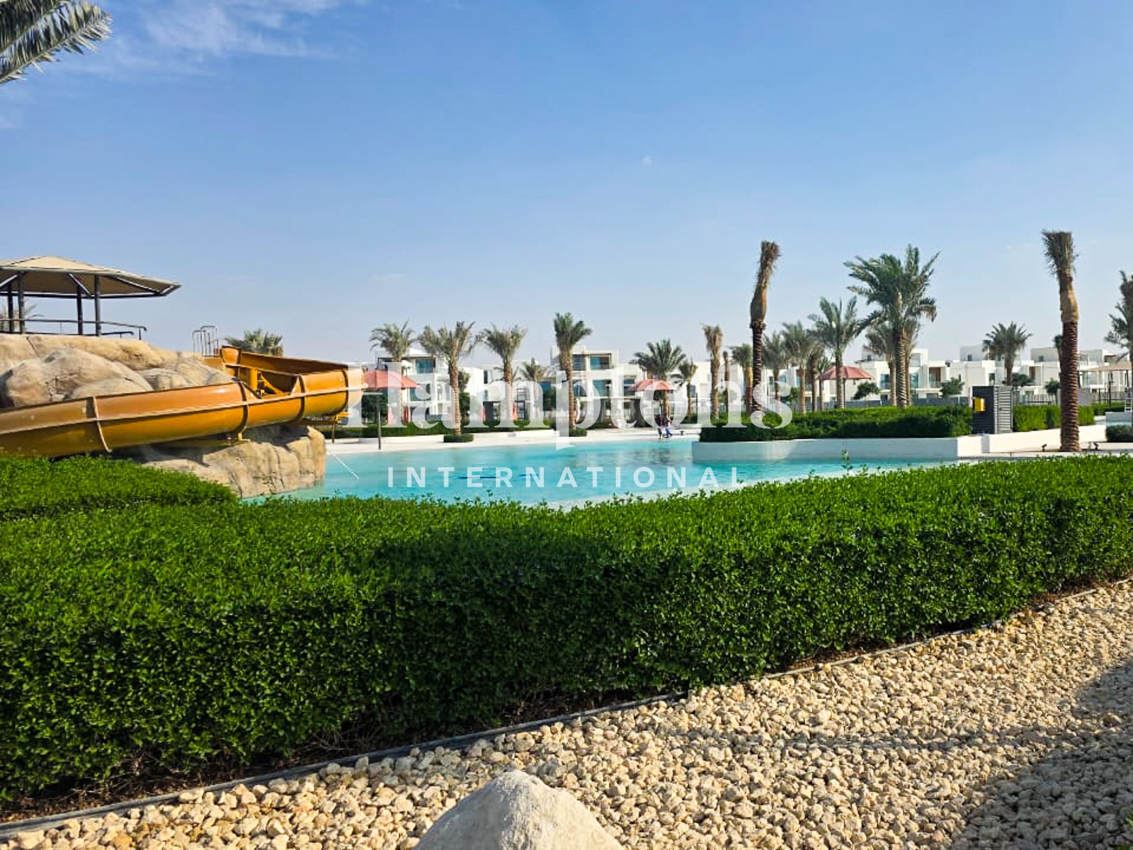 Spacious | Landscaped | Walk to Beach - Pool