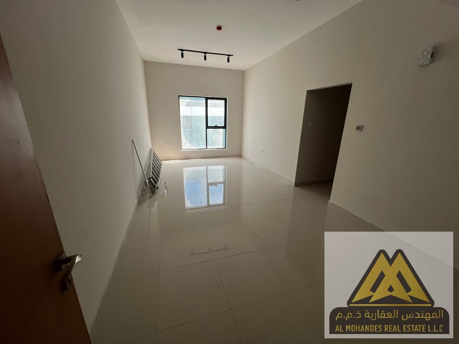 Luxury Apartment for Annual Rent in Al Rashidiya 3 – Ajman | 2 Bedrooms + Master Living Room + Balcony + Central AC | AED 49,000/Year (4 or 6 m